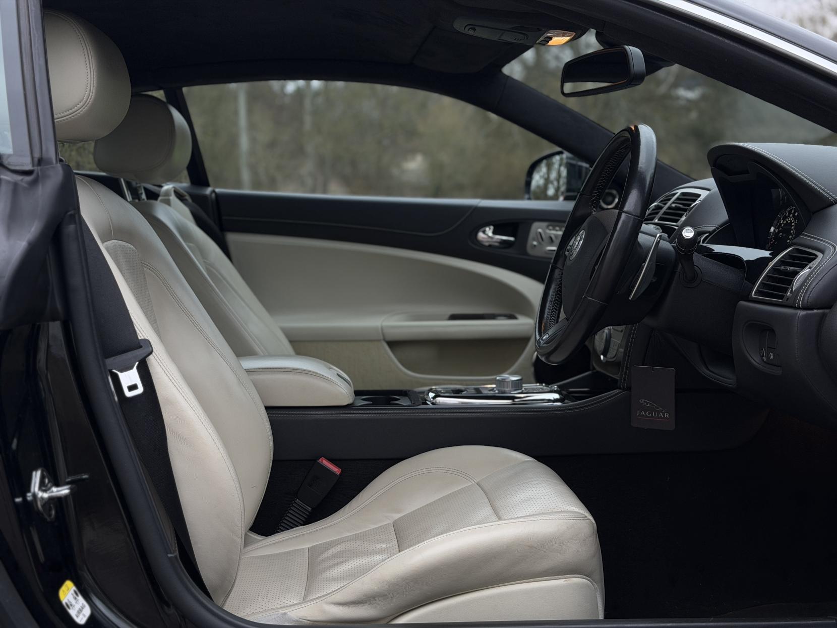 Jaguar XKR 5.0 V8 Coupe 2dr Petrol Auto Euro 5 (510 ps)