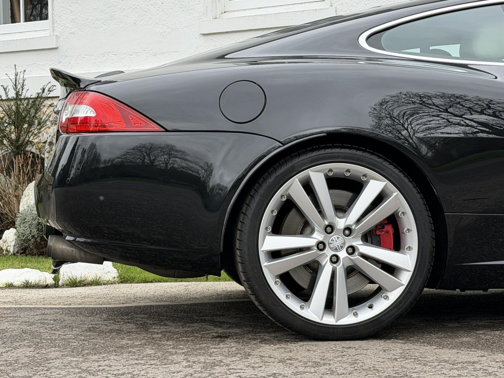 Jaguar XKR 5.0 V8 Coupe 2dr Petrol Auto Euro 5 (510 ps)
