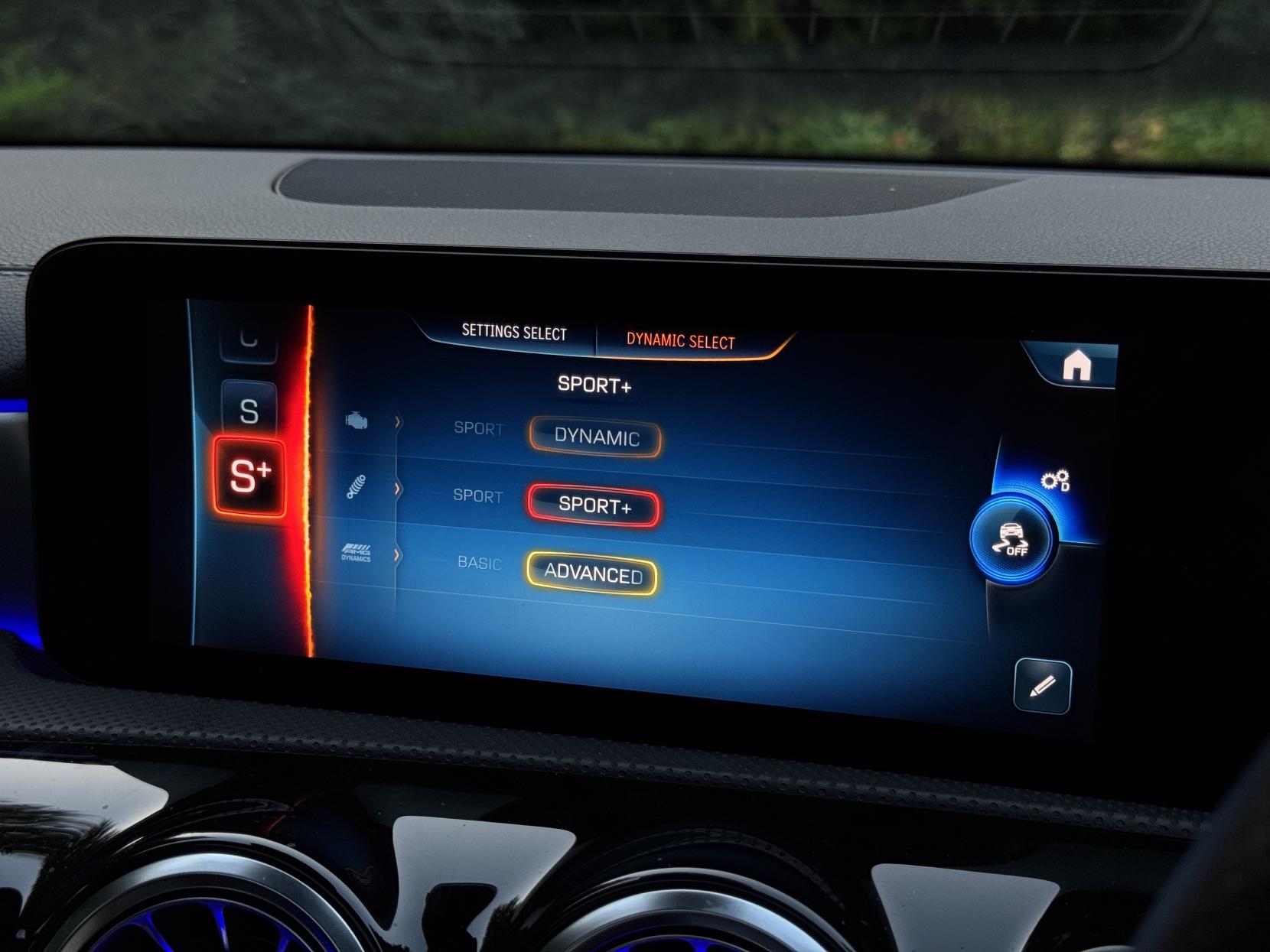 Mercedes-Benz A Class 2.0 A35h MHEV AMG (Premium Plus) Hatchback 5dr Petrol Hybrid 7G-DCT 4MATIC Euro 6 (s/s) (320 ps)