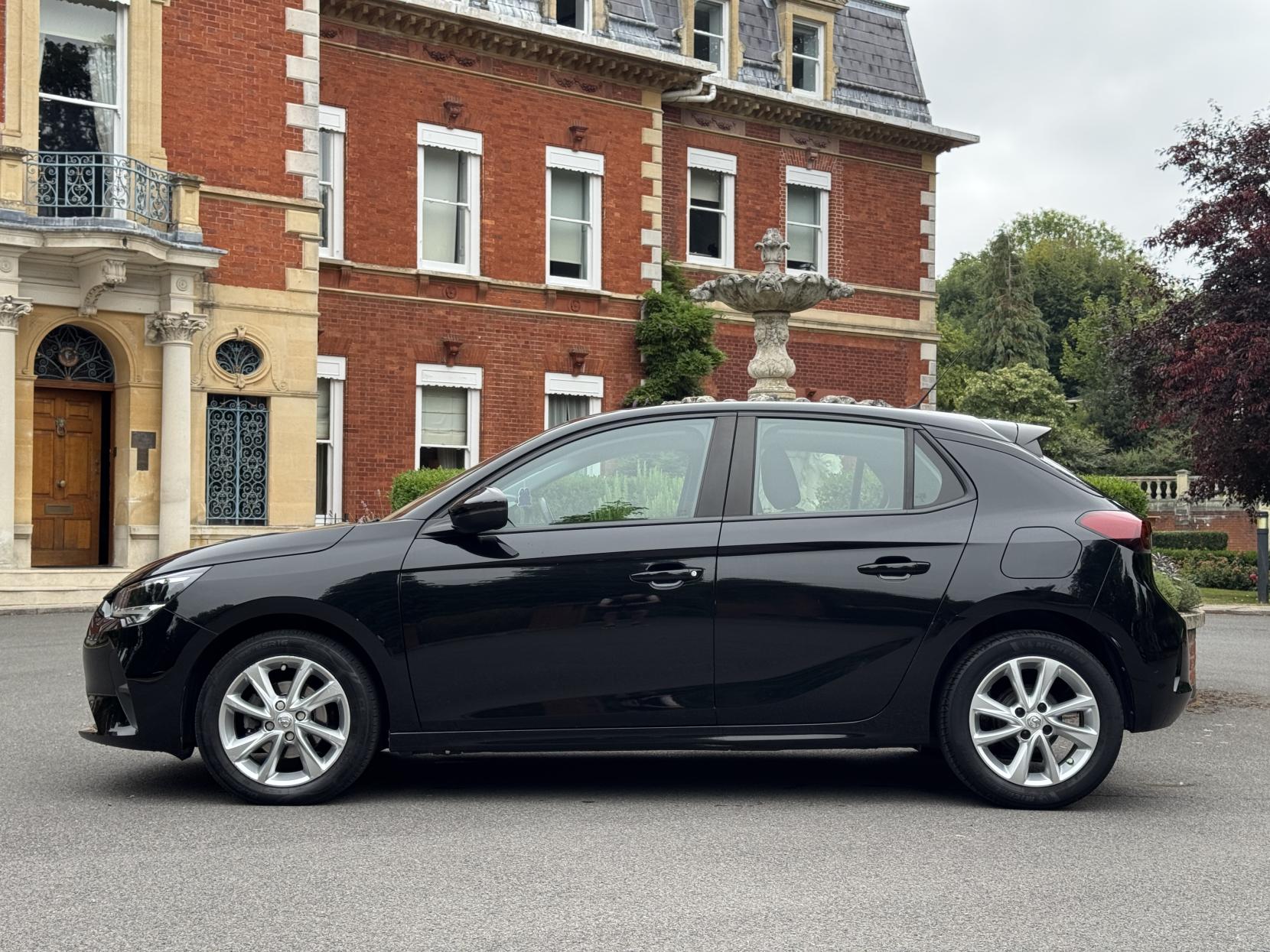 Vauxhall Corsa 1.2 SE Premium Hatchback 5dr Petrol Manual Euro 6 (75 ps)