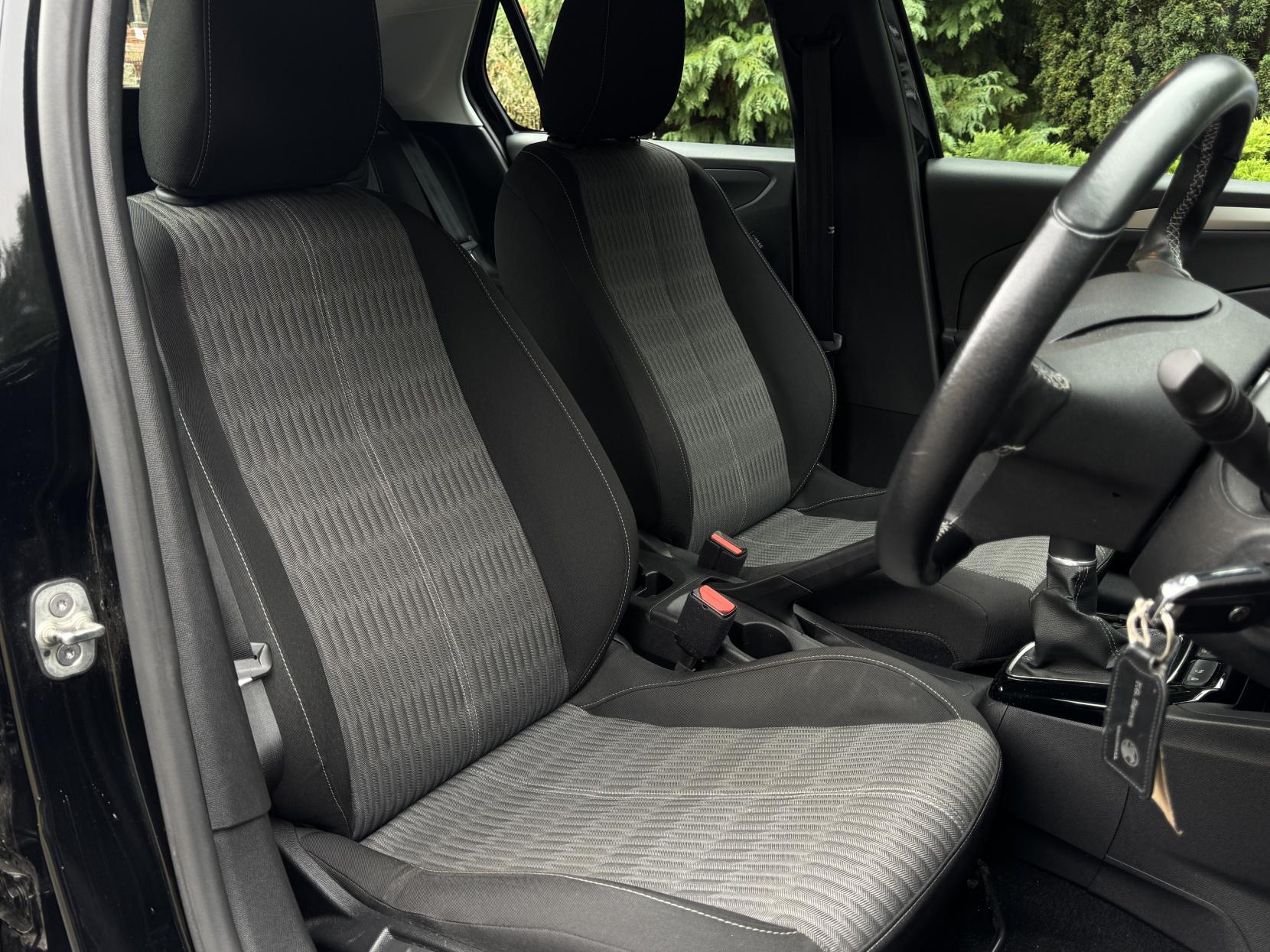 Vauxhall Corsa 1.2 SE Premium Hatchback 5dr Petrol Manual Euro 6 (75 ps)