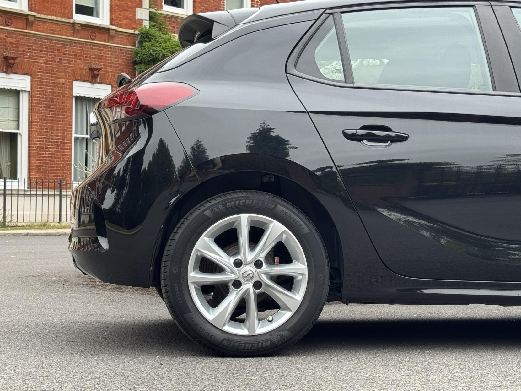 Vauxhall Corsa 1.2 SE Premium Hatchback 5dr Petrol Manual Euro 6 (75 ps)
