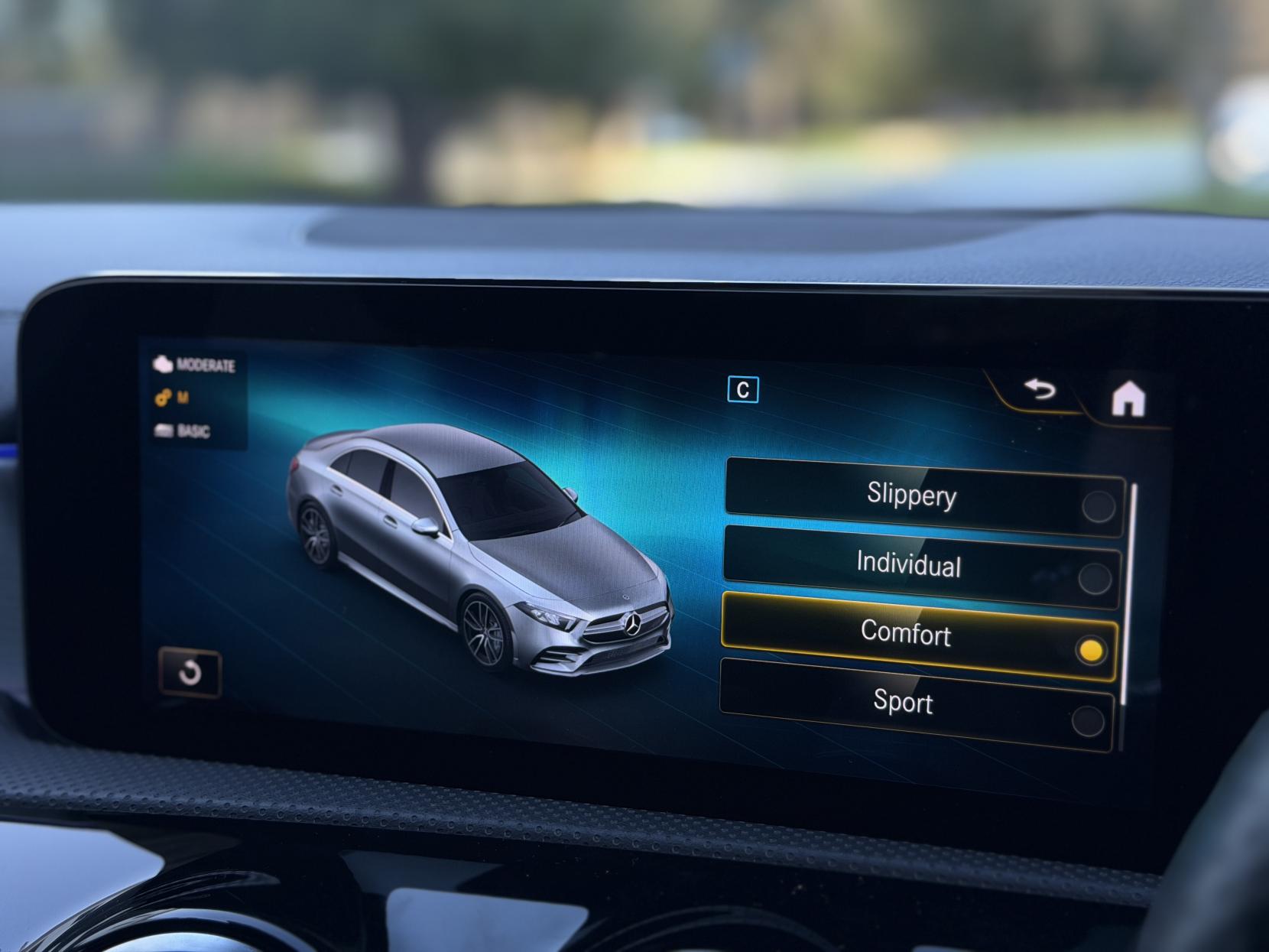 Mercedes-Benz A Class 2.0 A35 AMG (Premium) Saloon 4dr Petrol 7G-DCT 4MATIC Euro 6 (s/s) (306 ps)