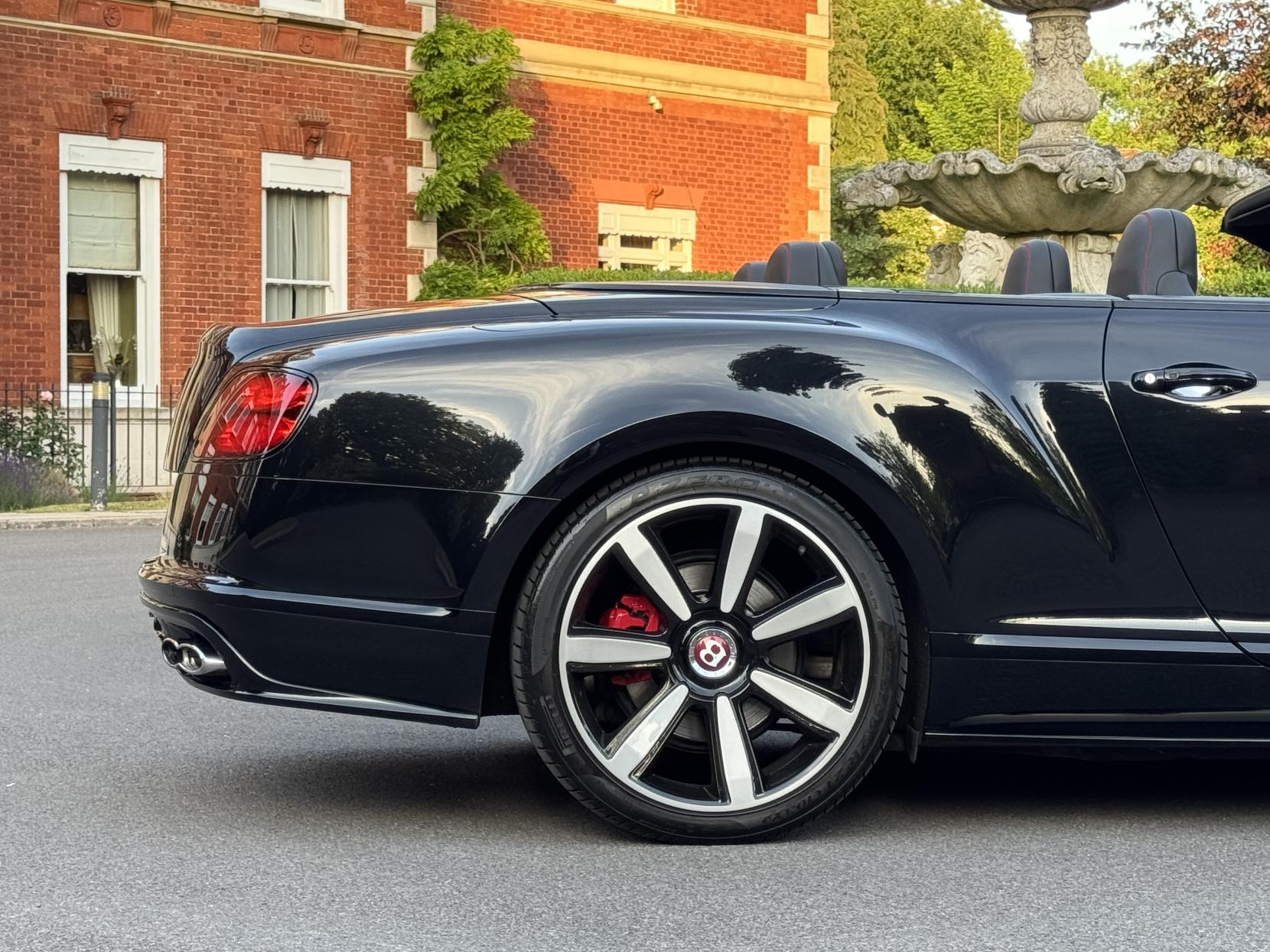Bentley Continental 4.0 V8 GTC S Convertible 2dr Petrol Auto 4WD Euro 6 (528 ps)