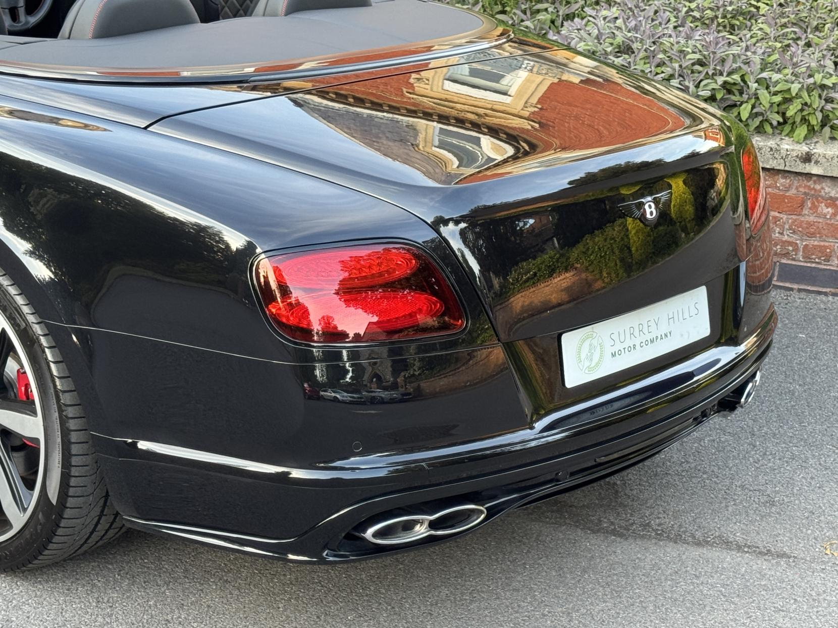 Bentley Continental 4.0 V8 GTC S Convertible 2dr Petrol Auto 4WD Euro 6 (528 ps)