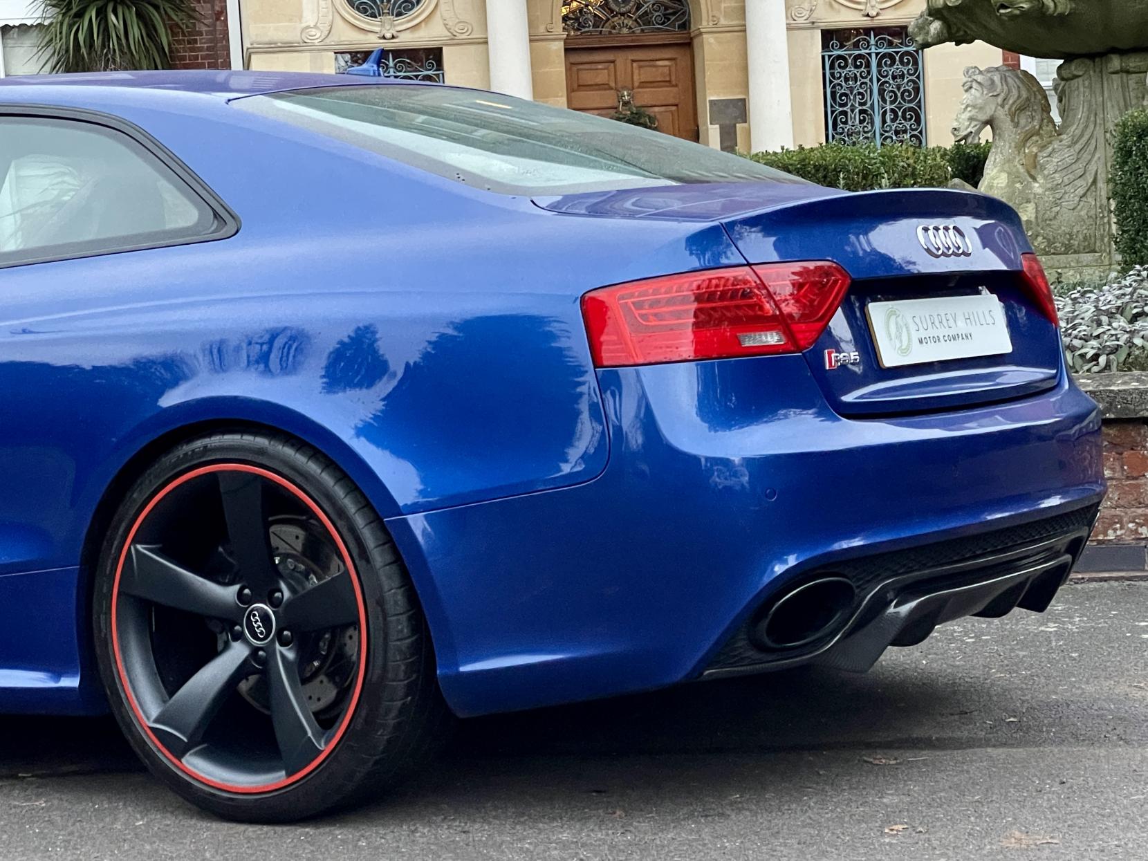 Audi RS5 4.2 FSI V8 Coupe 2dr Petrol S Tronic quattro Euro 5 (450 ps)