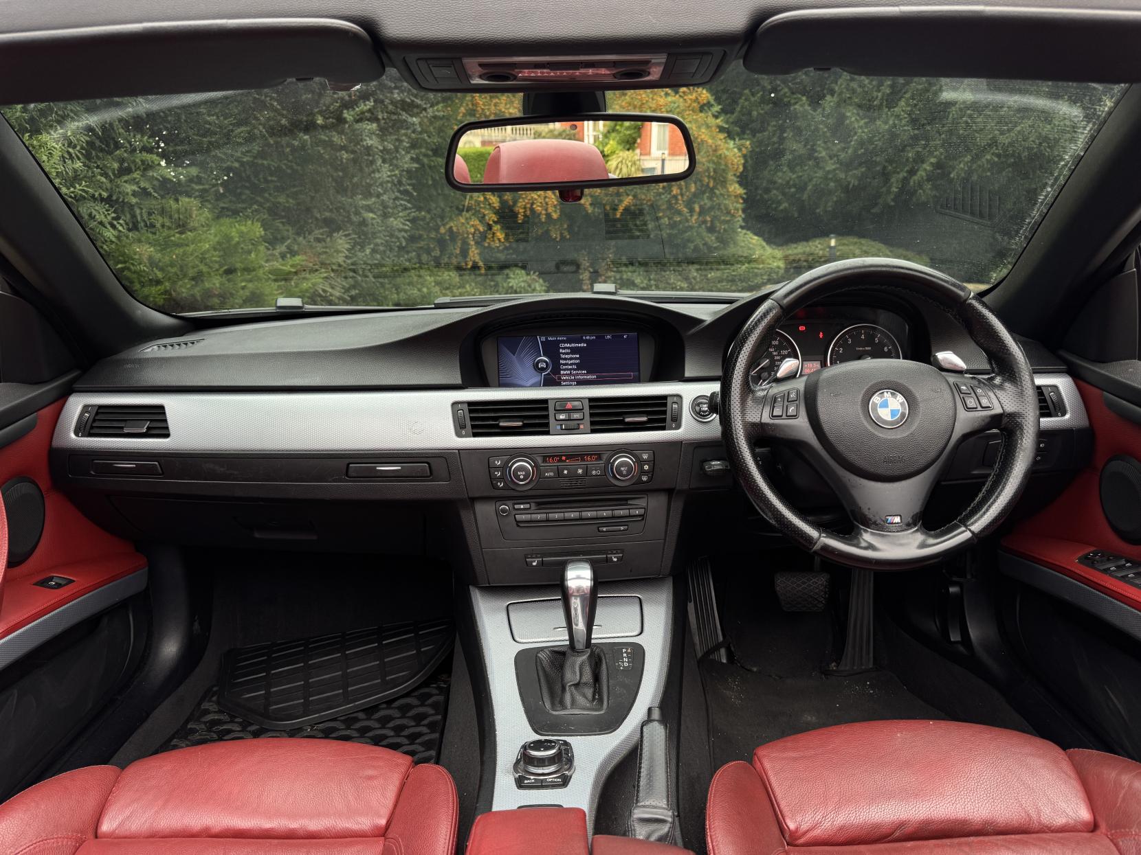 BMW 3 Series 3.0 325i M Sport Highline Convertible 2dr Petrol Steptronic Euro 4 (218 ps)