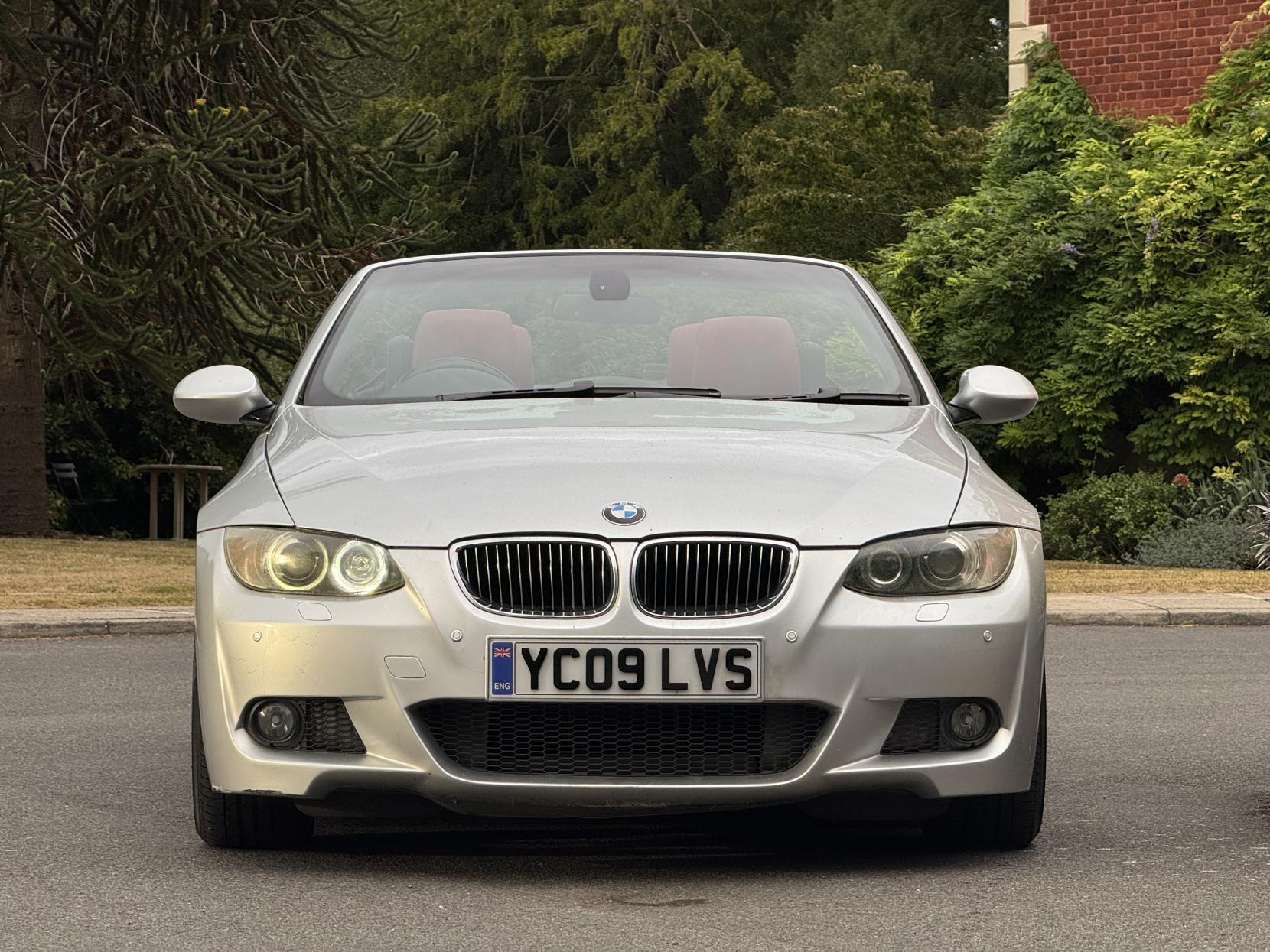BMW 3 Series 3.0 325i M Sport Highline Convertible 2dr Petrol Steptronic Euro 4 (218 ps)