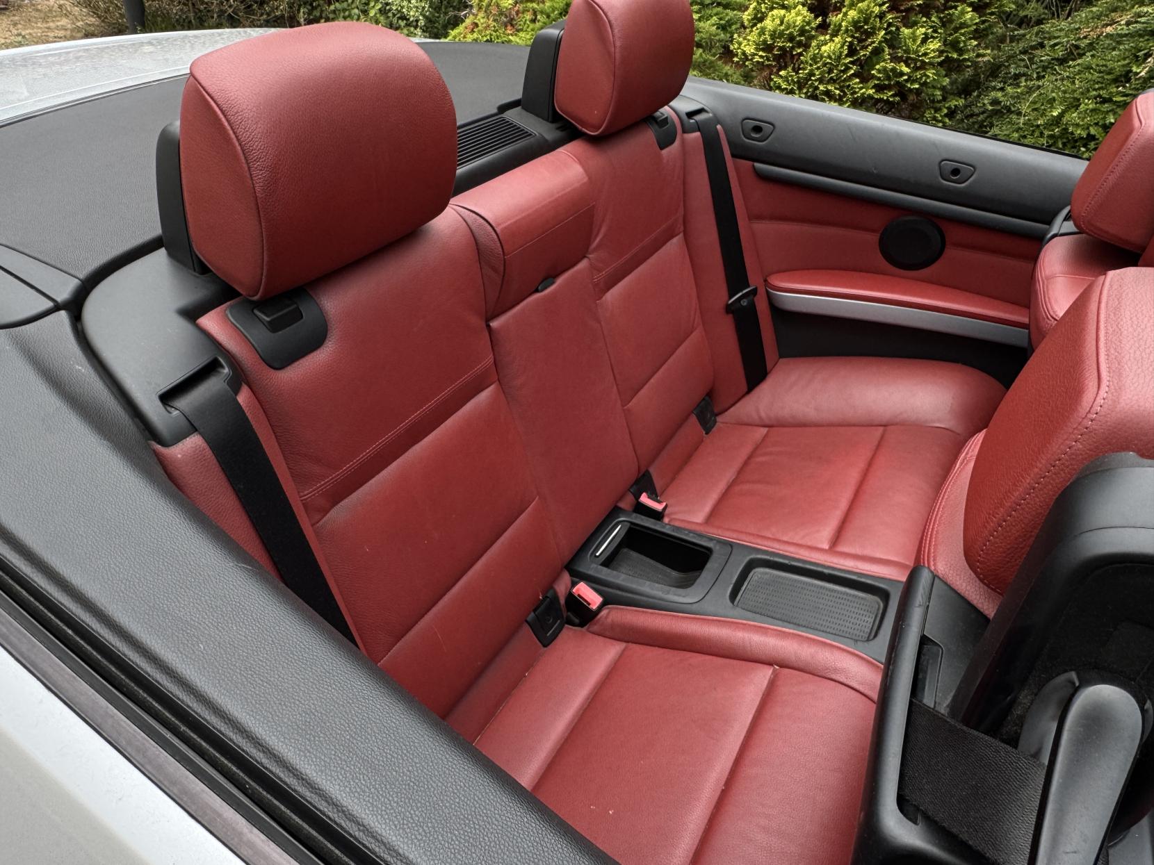 BMW 3 Series 3.0 325i M Sport Highline Convertible 2dr Petrol Steptronic Euro 4 (218 ps)