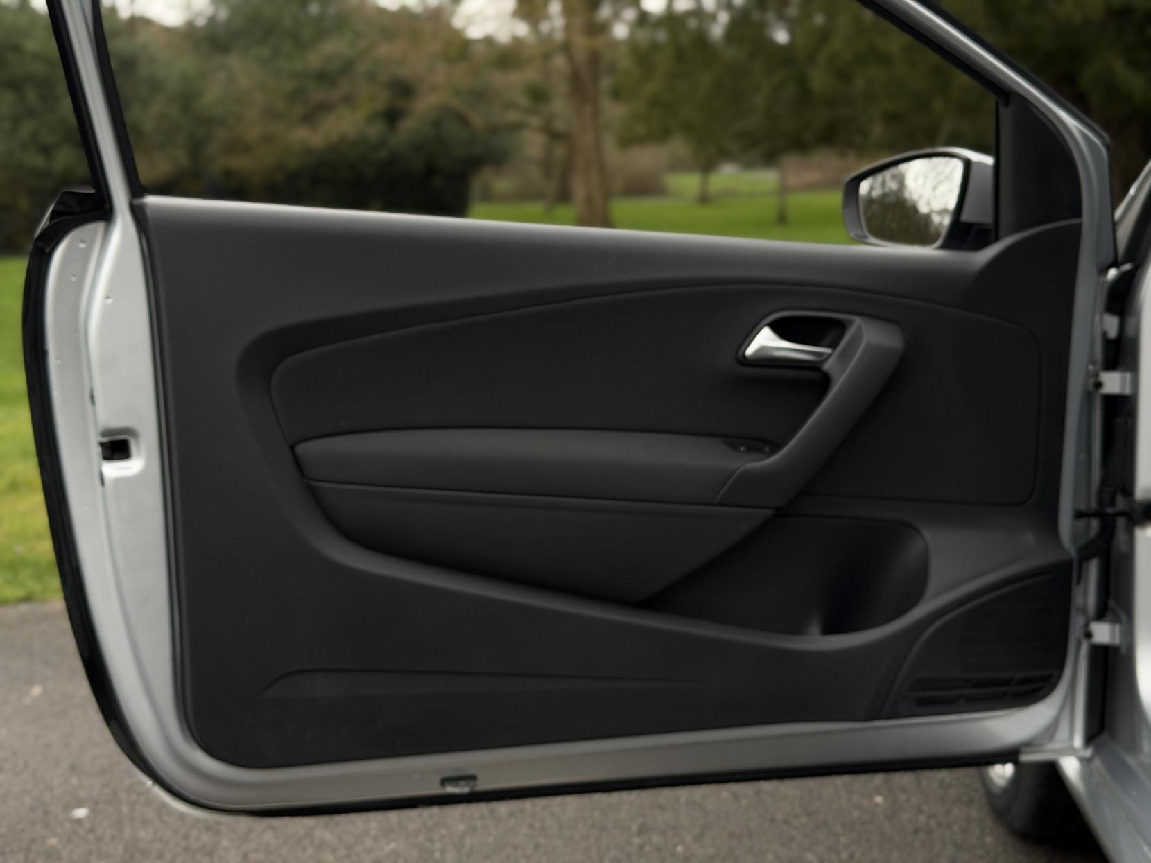 Volkswagen Polo 1.2 TSI SEL Hatchback 3dr Petrol Manual Euro 5 (105 ps)