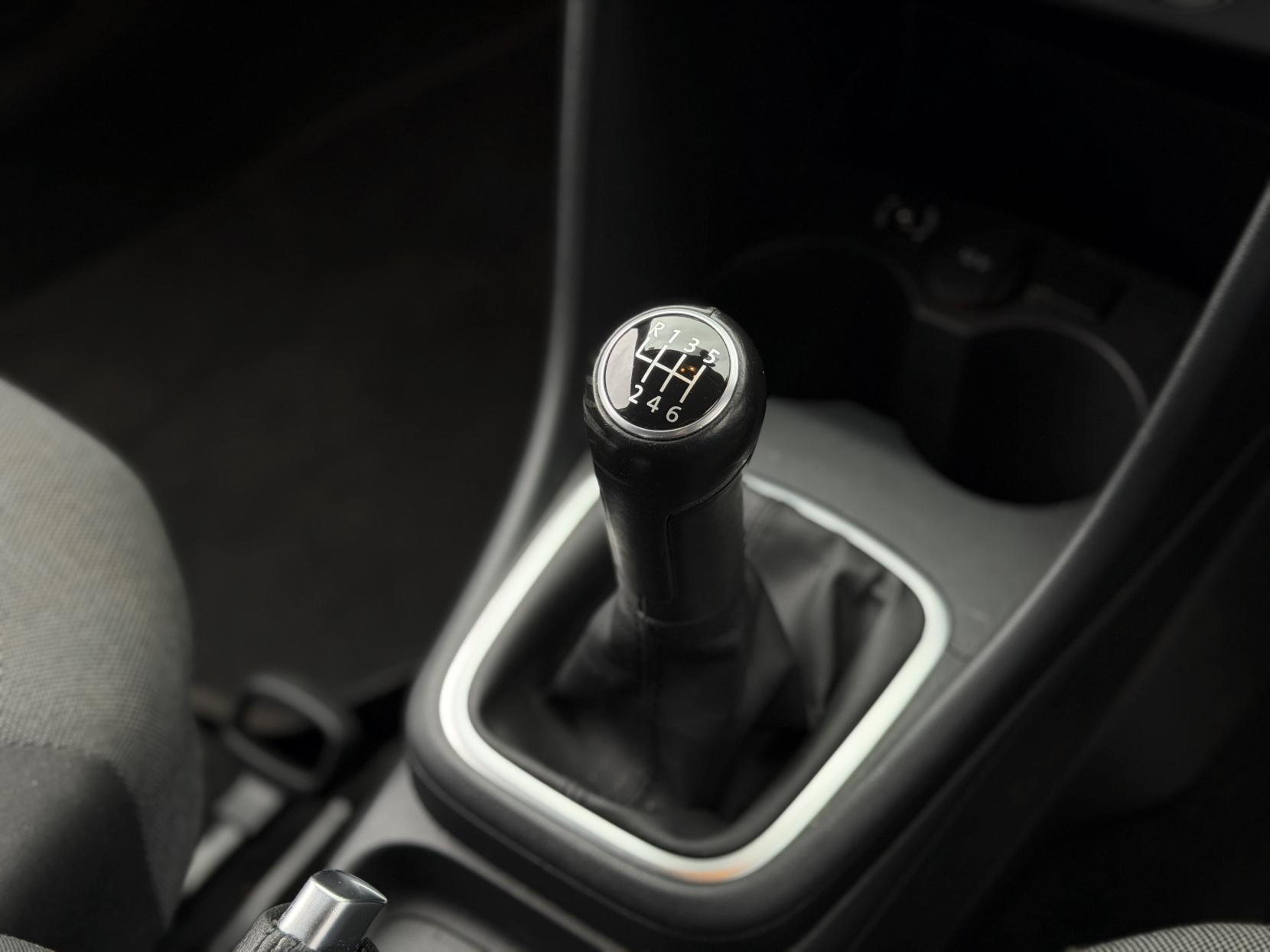 Volkswagen Polo 1.2 TSI SEL Hatchback 3dr Petrol Manual Euro 5 (105 ps)