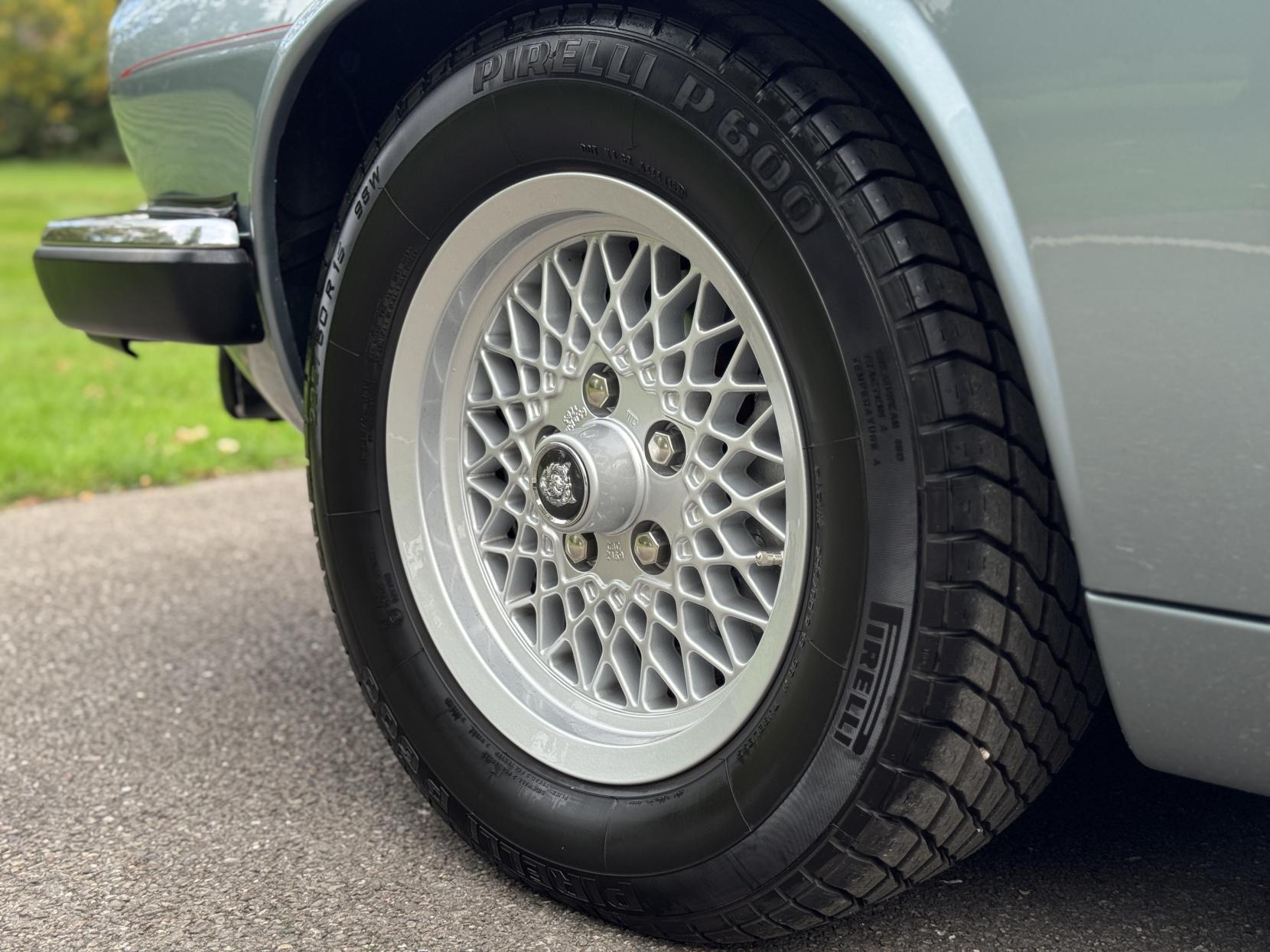 Jaguar XJS 4.0 Coupe 2dr Petrol Automatic (237 bhp)