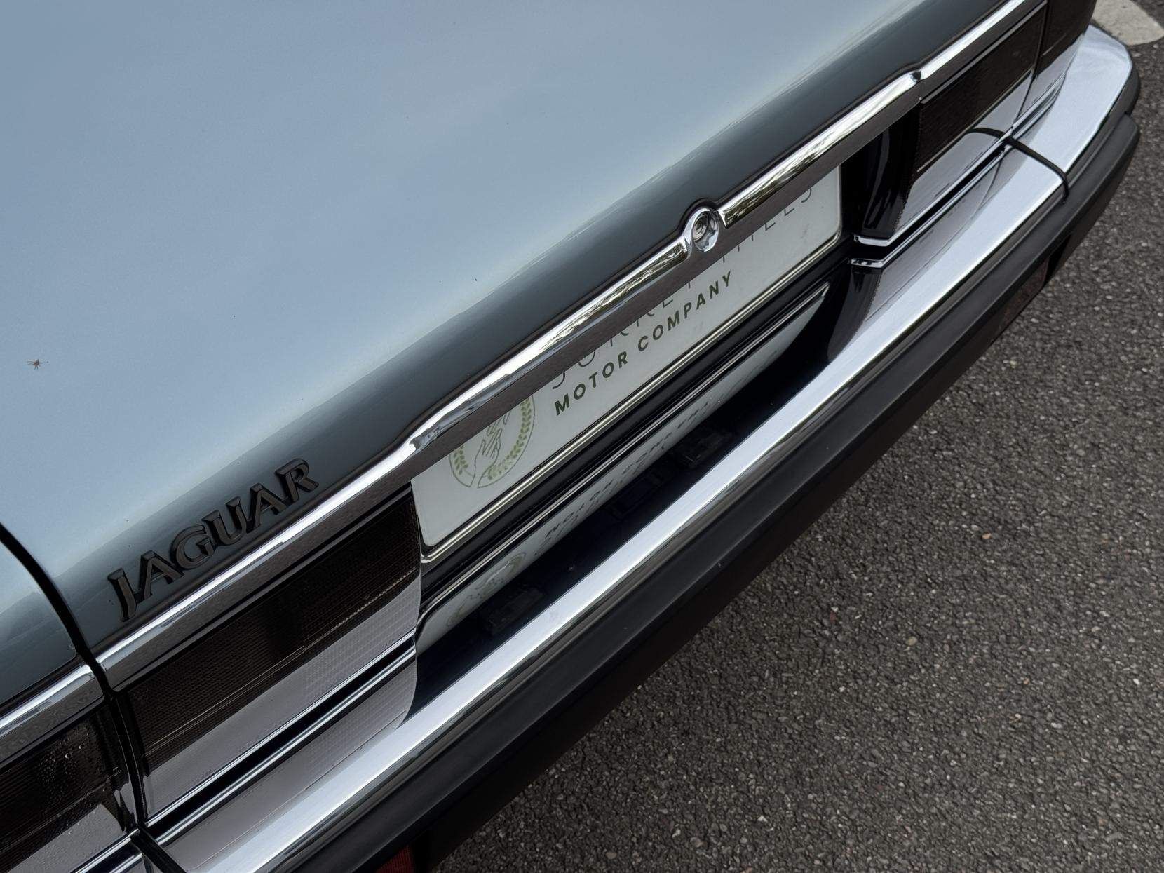 Jaguar XJS 4.0 Coupe 2dr Petrol Automatic (237 bhp)