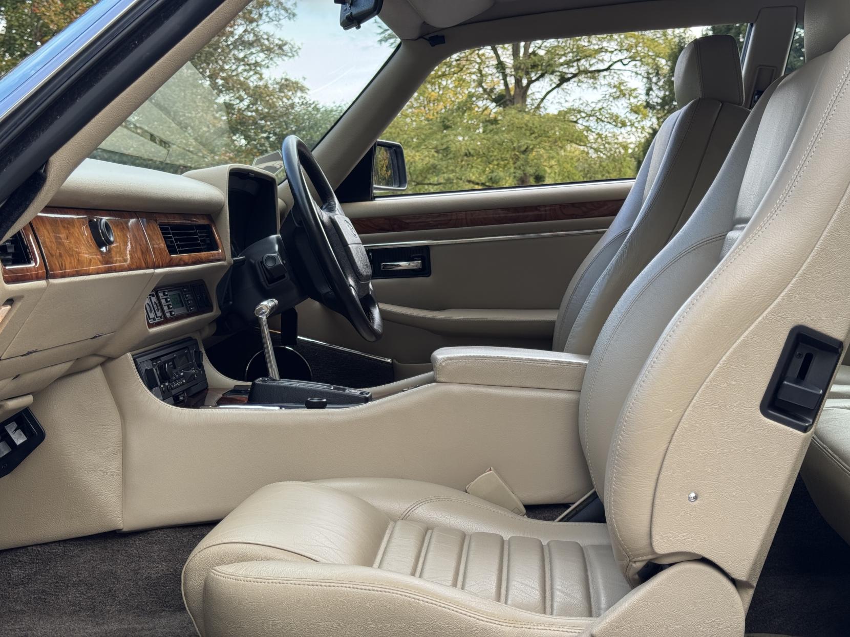 Jaguar XJS 4.0 Coupe 2dr Petrol Automatic (237 bhp)