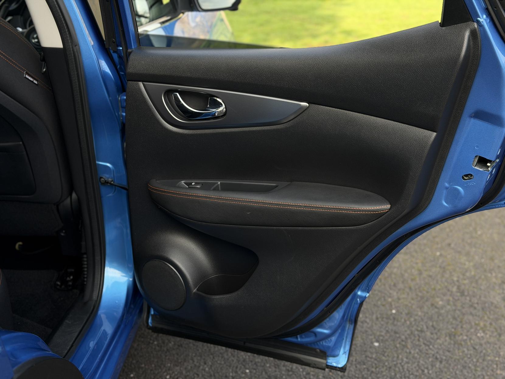 Nissan Qashqai 1.5 dCi N-Motion SUV 5dr Diesel Manual Euro 6 (s/s) (115 ps)