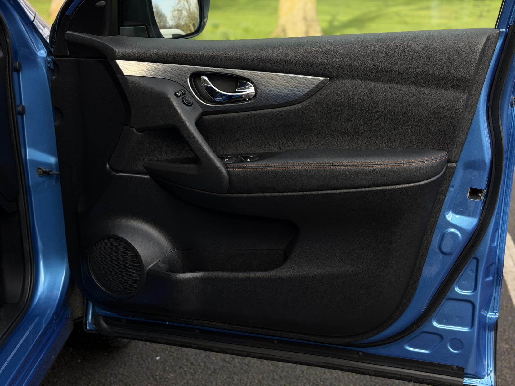 Nissan Qashqai 1.5 dCi N-Motion SUV 5dr Diesel Manual Euro 6 (s/s) (115 ps)