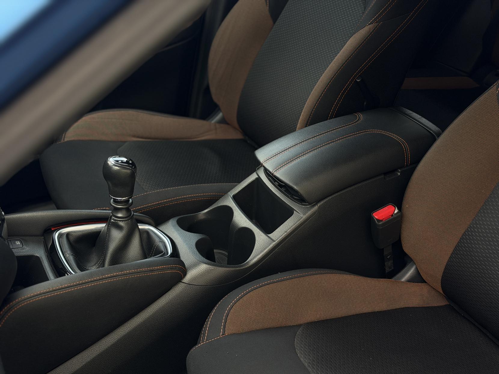 Nissan Qashqai 1.5 dCi N-Motion SUV 5dr Diesel Manual Euro 6 (s/s) (115 ps)