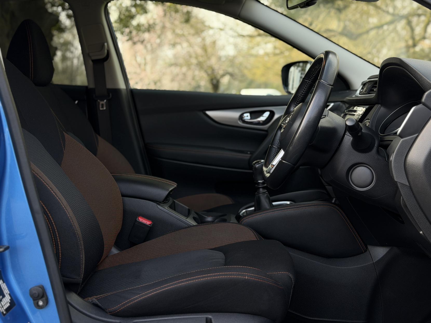 Nissan Qashqai 1.5 dCi N-Motion SUV 5dr Diesel Manual Euro 6 (s/s) (115 ps)