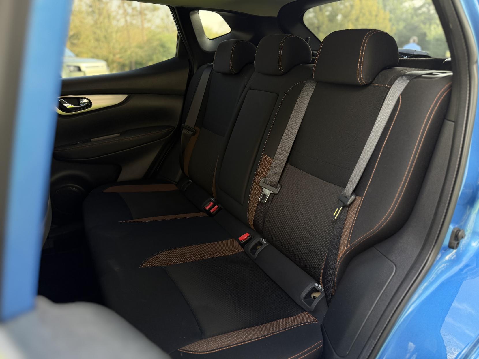 Nissan Qashqai 1.5 dCi N-Motion SUV 5dr Diesel Manual Euro 6 (s/s) (115 ps)