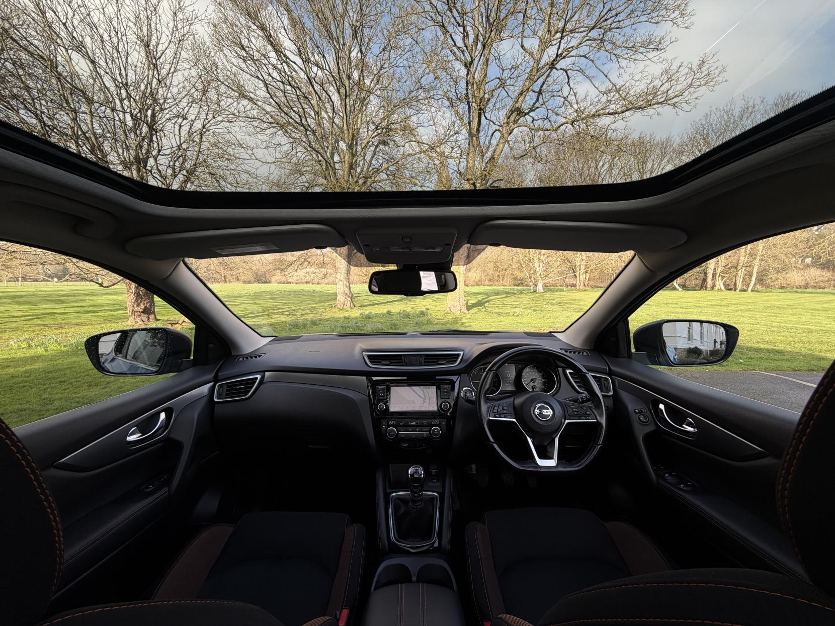 Nissan Qashqai 1.5 dCi N-Motion SUV 5dr Diesel Manual Euro 6 (s/s) (115 ps)