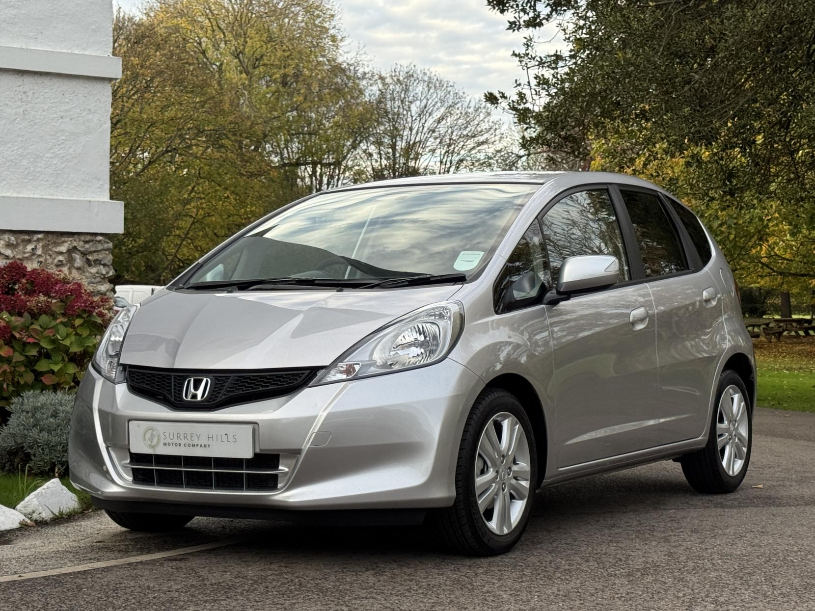 Honda Jazz 1.4 i-VTEC ES Plus Hatchback 5dr Petrol CVT Euro 5 (99 ps)