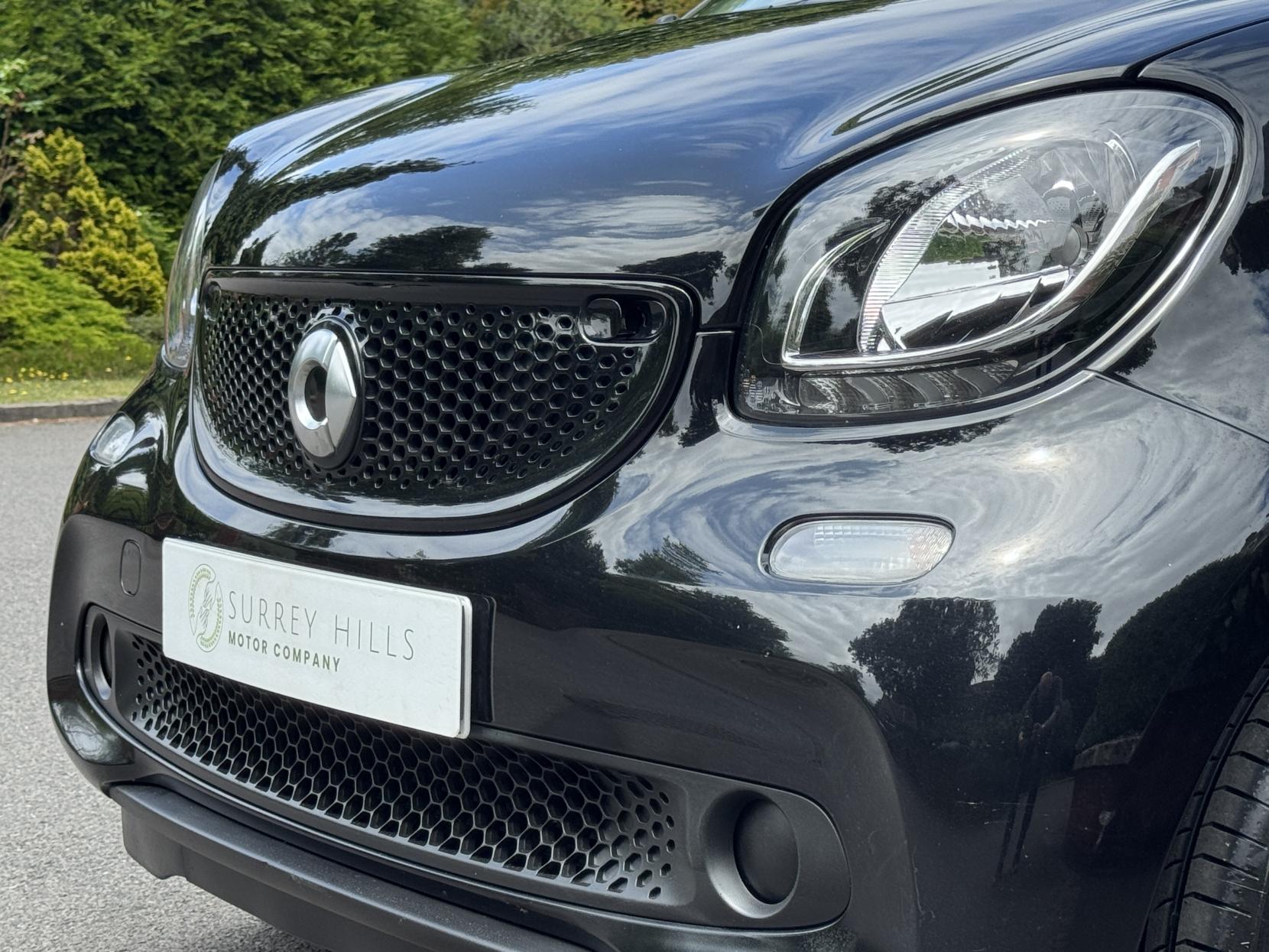 Smart forfour 0.9T Passion Hatchback 5dr Petrol Twinamic Euro 6 (s/s) (90 ps)