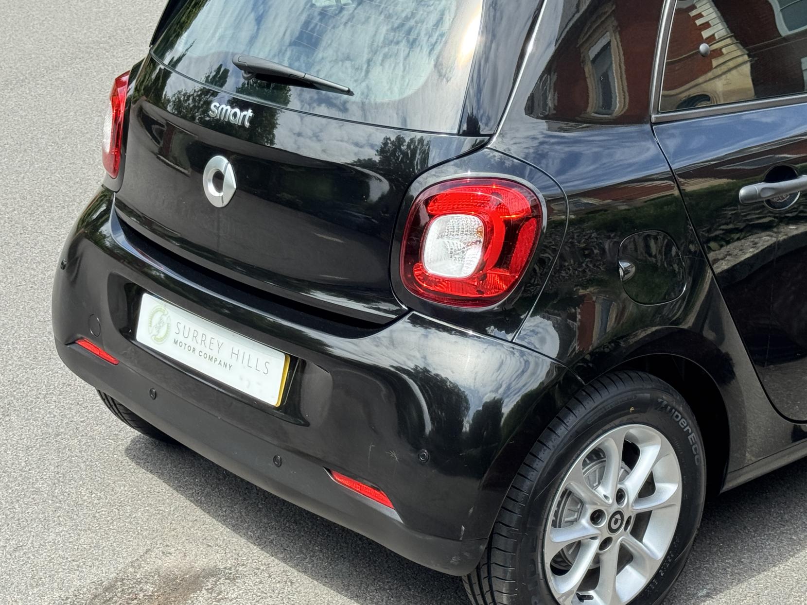 Smart forfour 0.9T Passion Hatchback 5dr Petrol Twinamic Euro 6 (s/s) (90 ps)