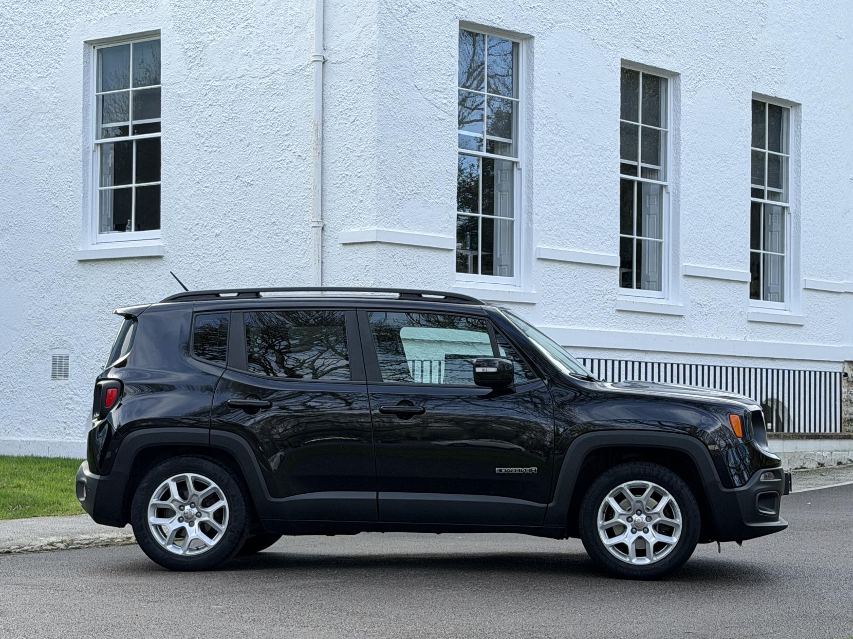 Jeep Renegade 1.4T MultiAirII Longitude SUV 5dr Petrol DDCT Euro 6 (s/s) (140 ps)