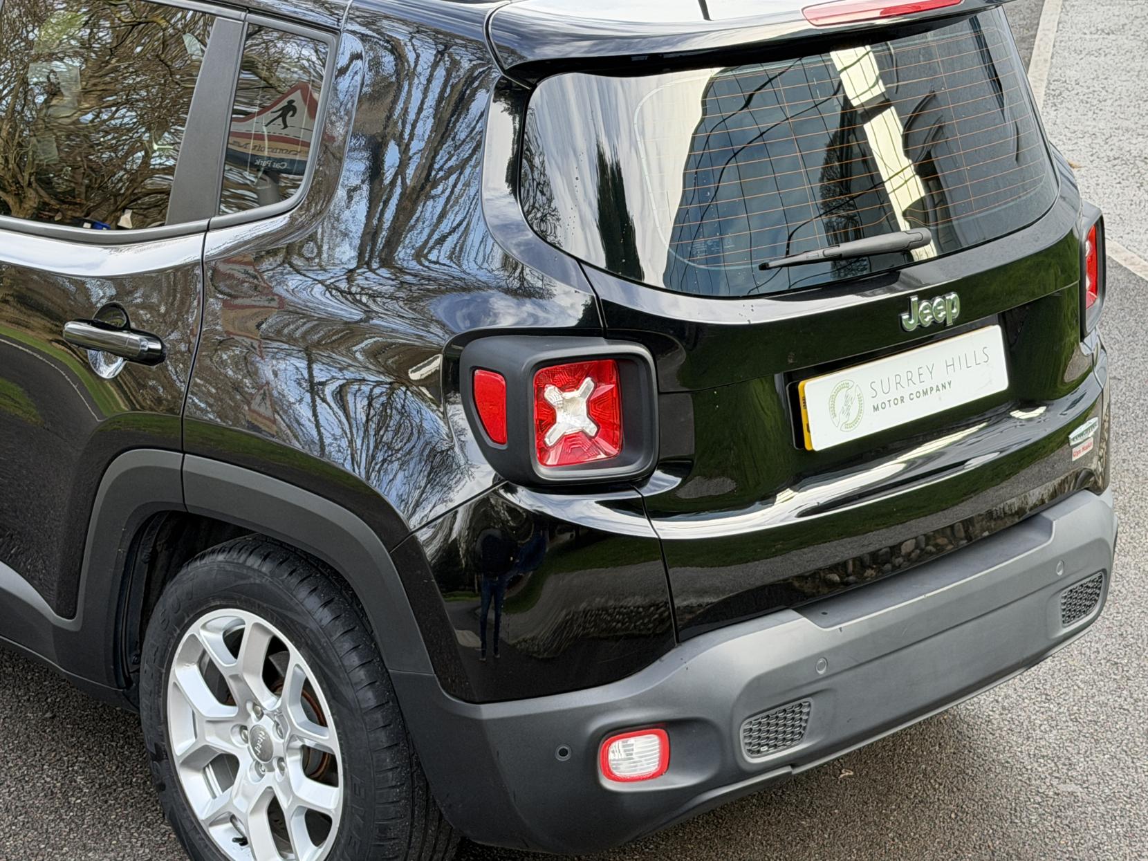 Jeep Renegade 1.4T MultiAirII Longitude SUV 5dr Petrol DDCT Euro 6 (s/s) (140 ps)