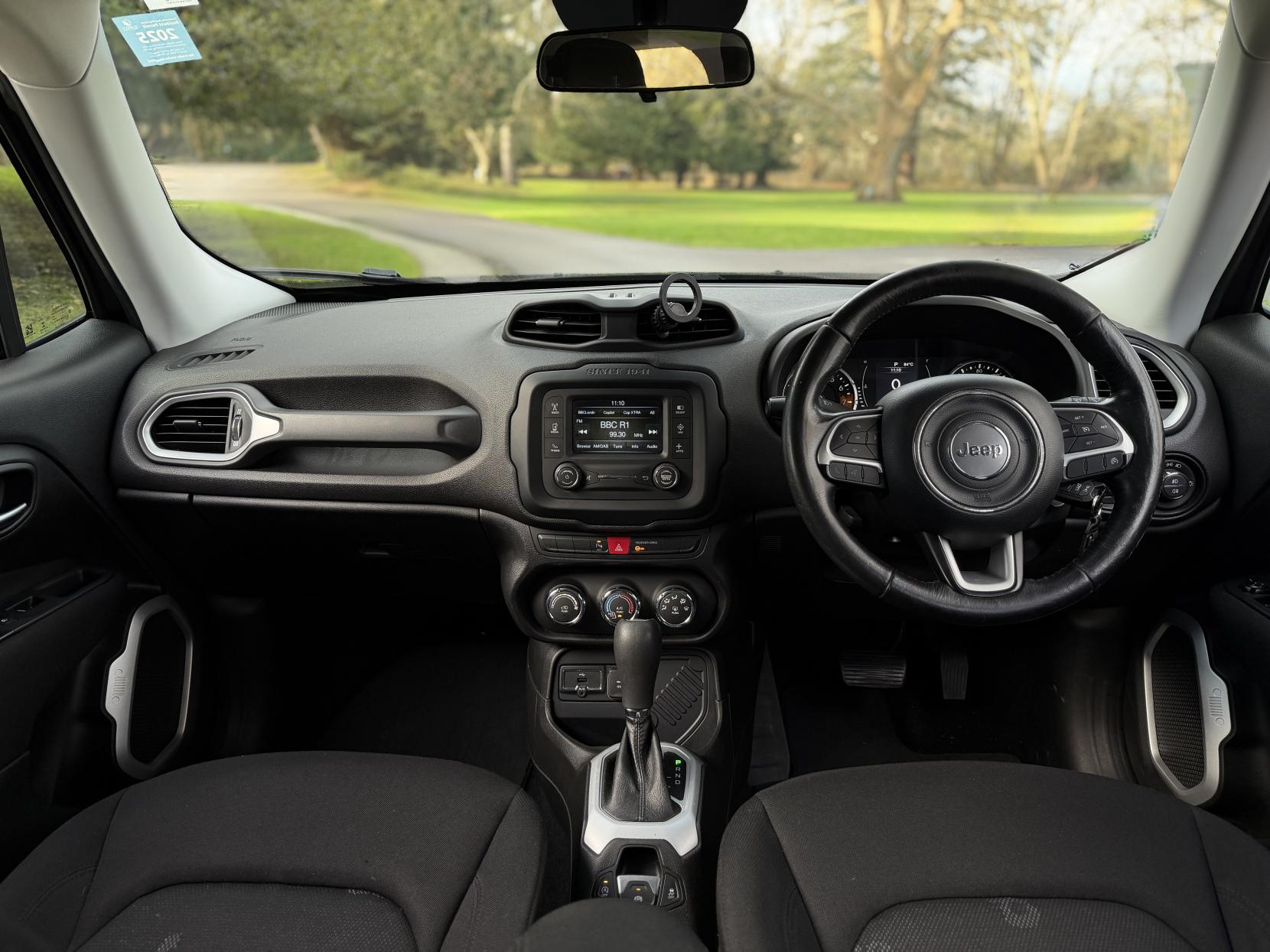 Jeep Renegade 1.4T MultiAirII Longitude SUV 5dr Petrol DDCT Euro 6 (s/s) (140 ps)