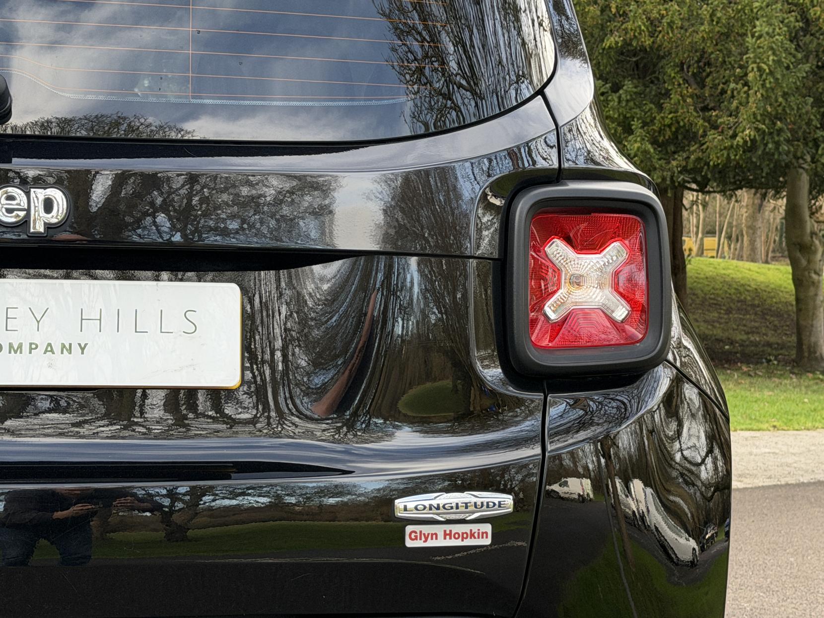 Jeep Renegade 1.4T MultiAirII Longitude SUV 5dr Petrol DDCT Euro 6 (s/s) (140 ps)