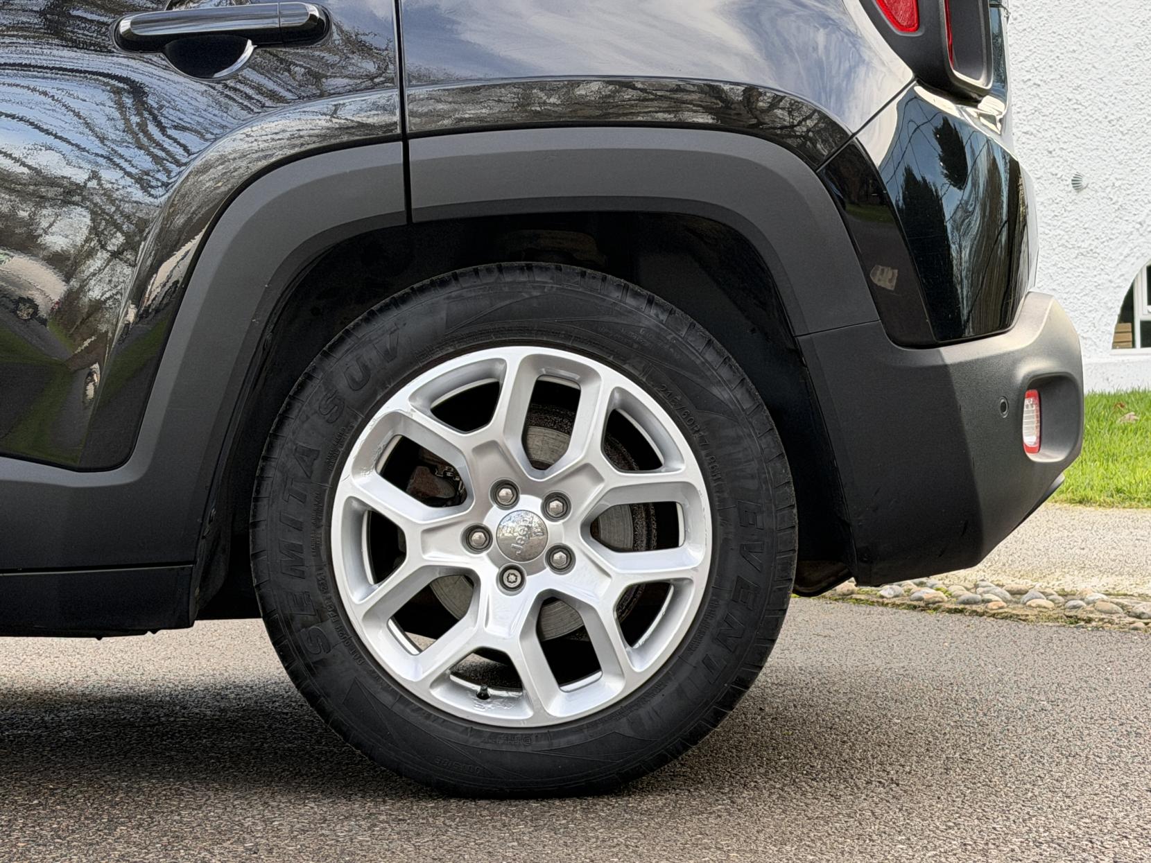 Jeep Renegade 1.4T MultiAirII Longitude SUV 5dr Petrol DDCT Euro 6 (s/s) (140 ps)