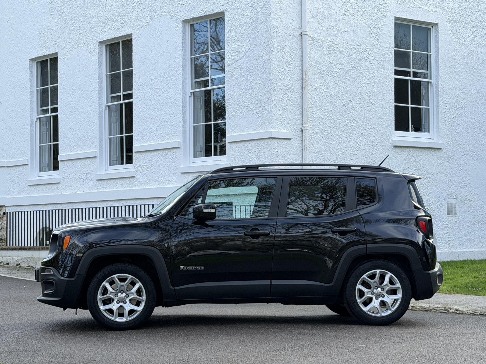 Jeep Renegade 1.4T MultiAirII Longitude SUV 5dr Petrol DDCT Euro 6 (s/s) (140 ps)