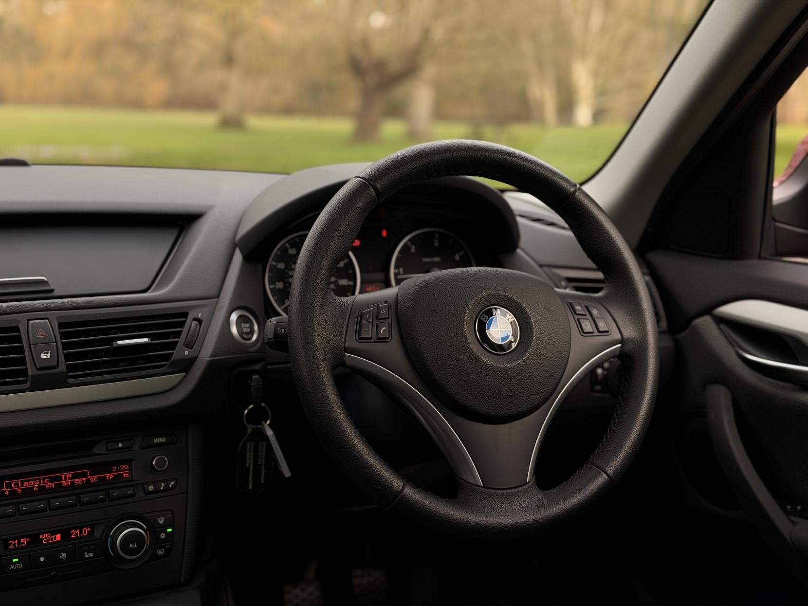 BMW X1 2.0 20d SE SUV 5dr Diesel Manual sDrive Euro 5 (177 ps)