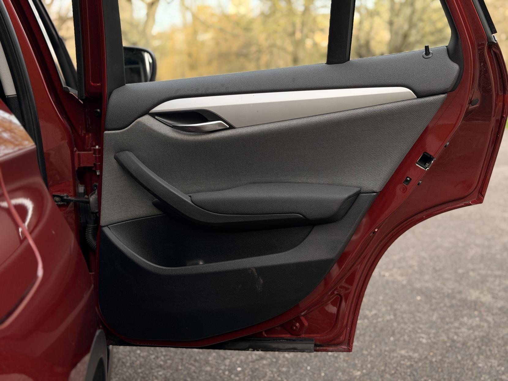 BMW X1 2.0 20d SE SUV 5dr Diesel Manual sDrive Euro 5 (177 ps)