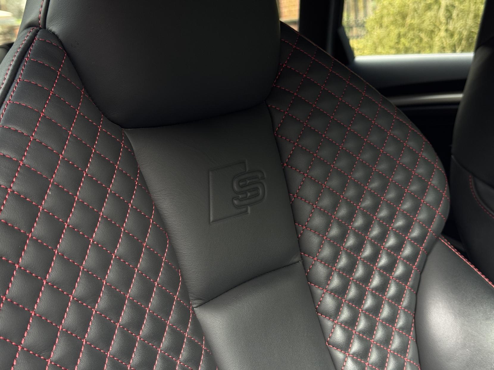 Audi S3 2.0 TFSI Black Edition Sportback 5dr Petrol S Tronic quattro Euro 6 (s/s) (300 ps)