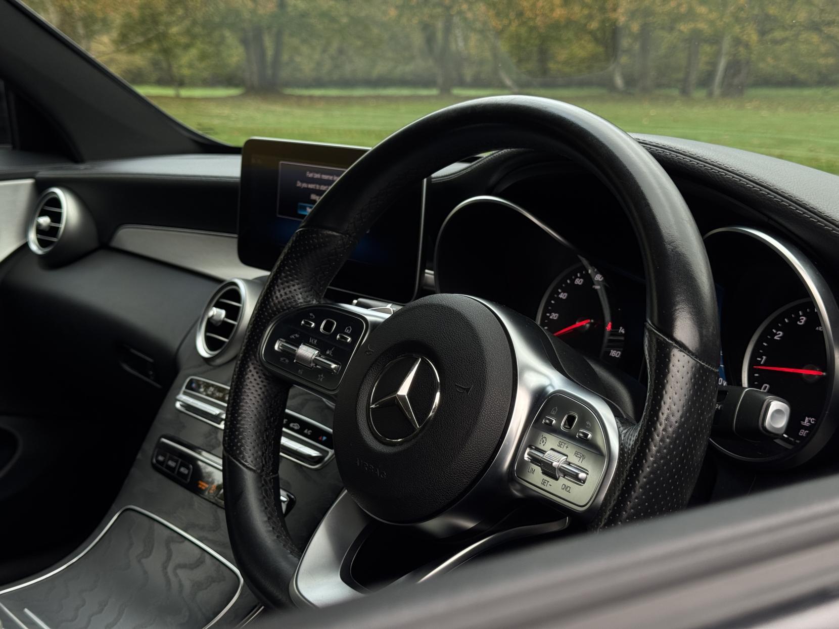 Mercedes-Benz C Class 2.0 C300 AMG Line Coupe 2dr Petrol G-Tronic+ Euro 6 (s/s) (258 ps)