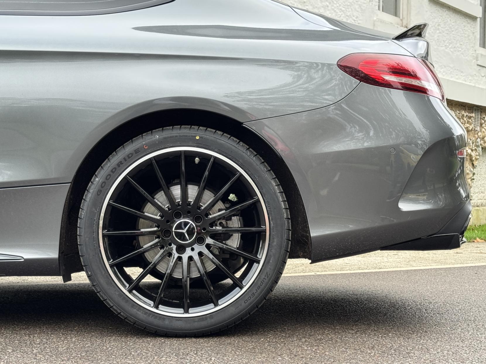 Mercedes-Benz C Class 2.0 C300 AMG Line Coupe 2dr Petrol G-Tronic+ Euro 6 (s/s) (258 ps)