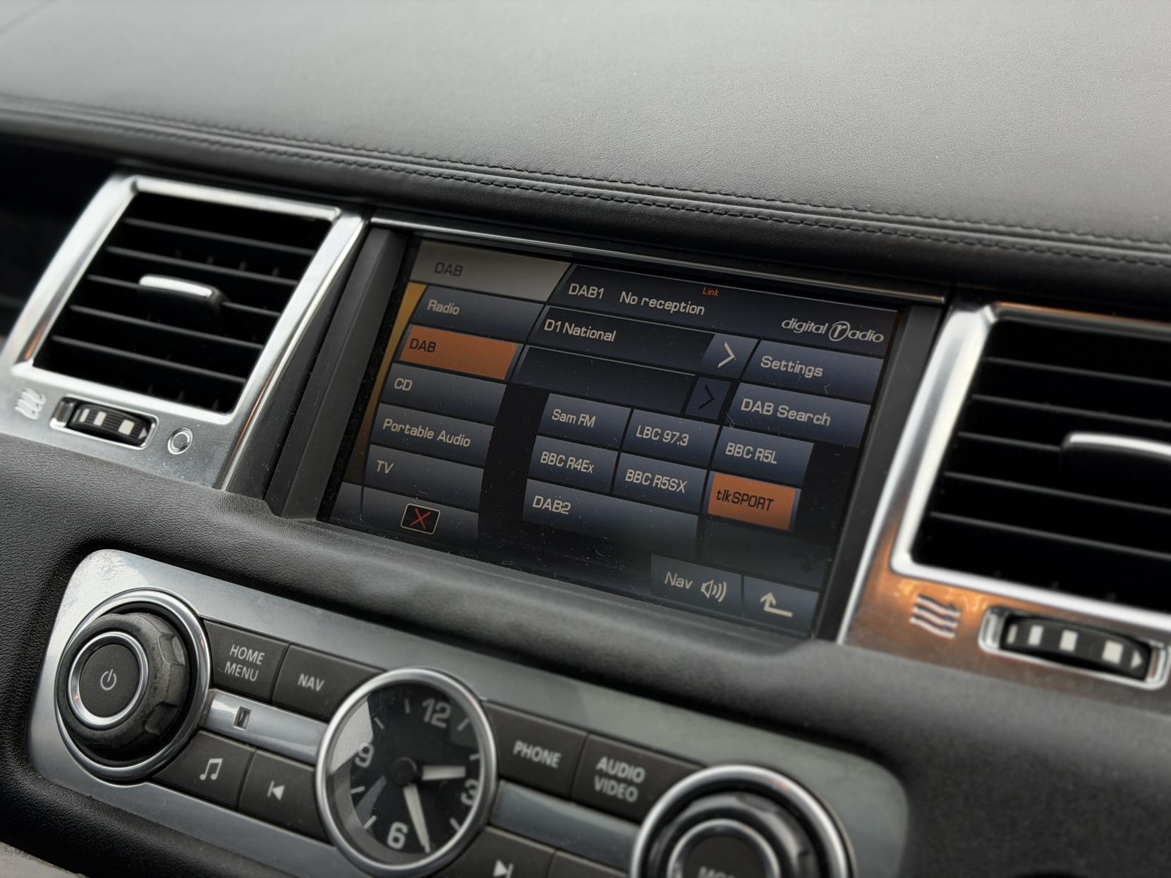 Land Rover Range Rover Sport 3.0 TD V6 HSE SUV 5dr Diesel CommandShift 4WD Euro 4 (245 ps)