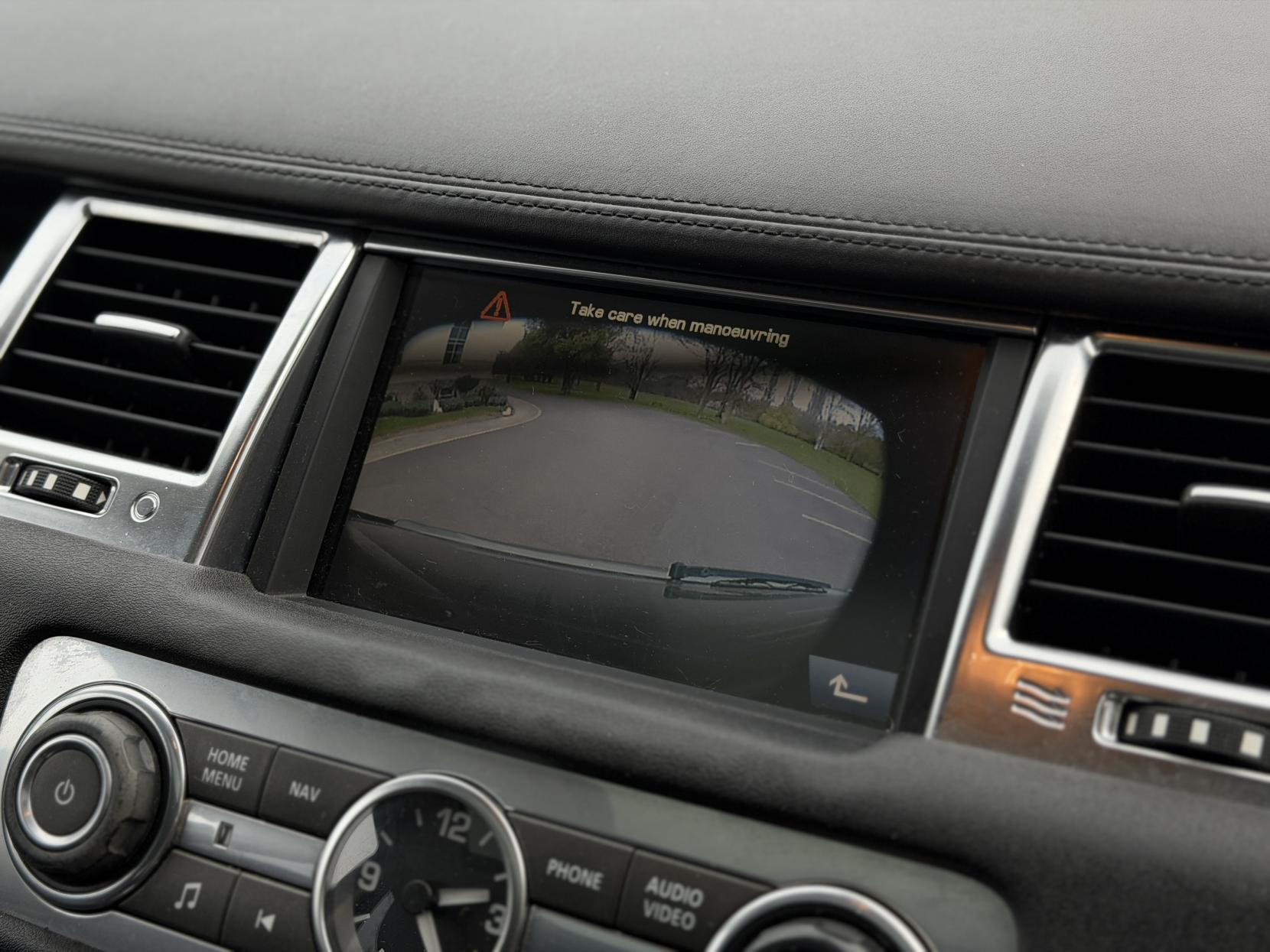 Land Rover Range Rover Sport 3.0 TD V6 HSE SUV 5dr Diesel CommandShift 4WD Euro 4 (245 ps)