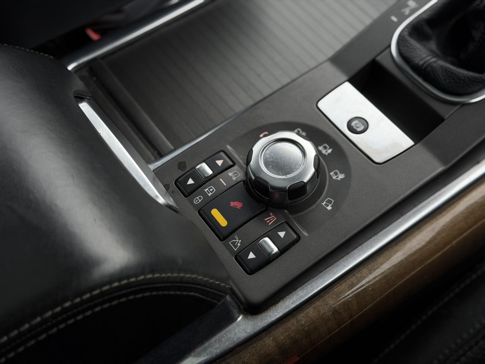 Land Rover Range Rover Sport 3.0 TD V6 HSE SUV 5dr Diesel CommandShift 4WD Euro 4 (245 ps)