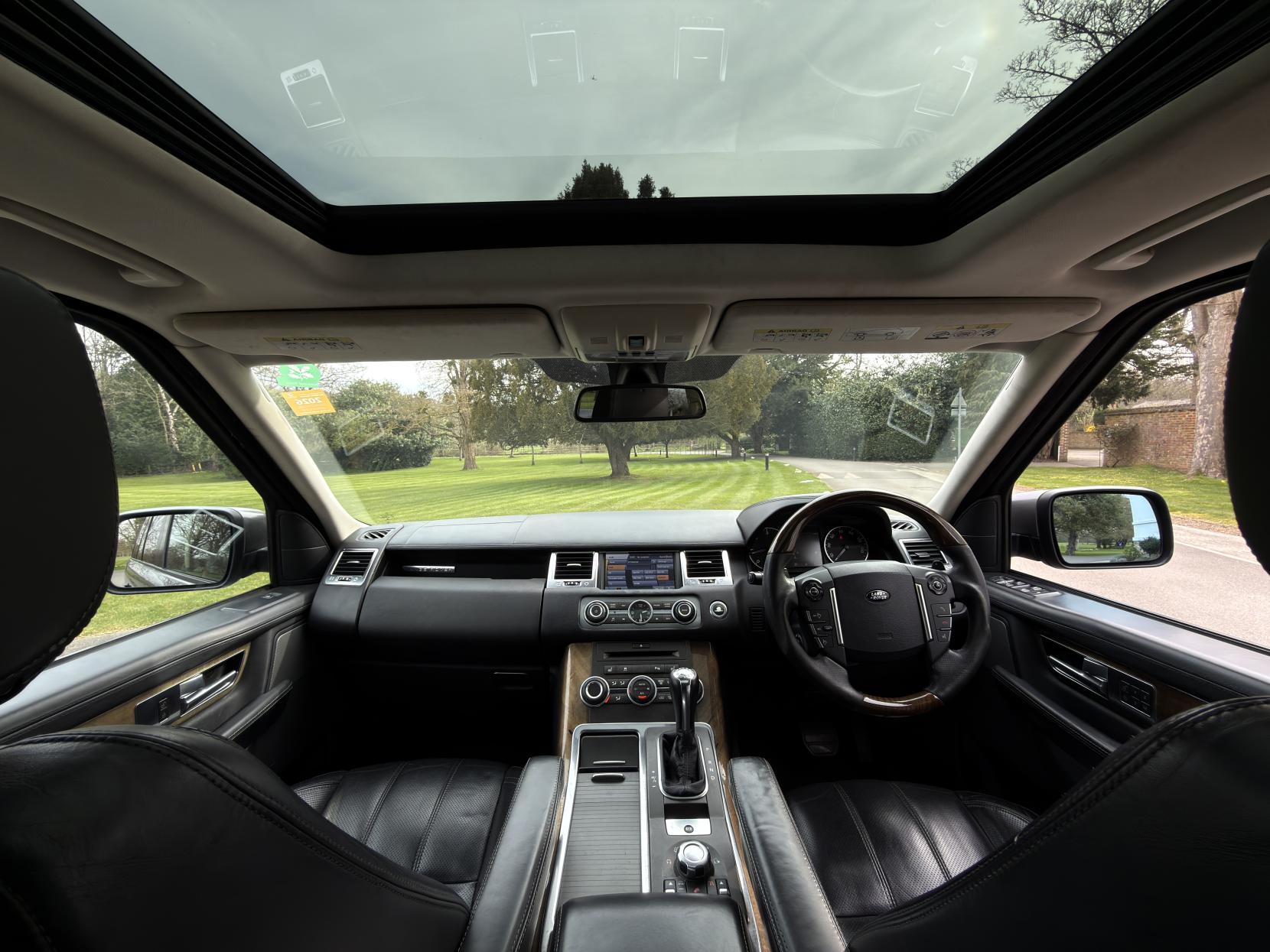 Land Rover Range Rover Sport 3.0 TD V6 HSE SUV 5dr Diesel CommandShift 4WD Euro 4 (245 ps)