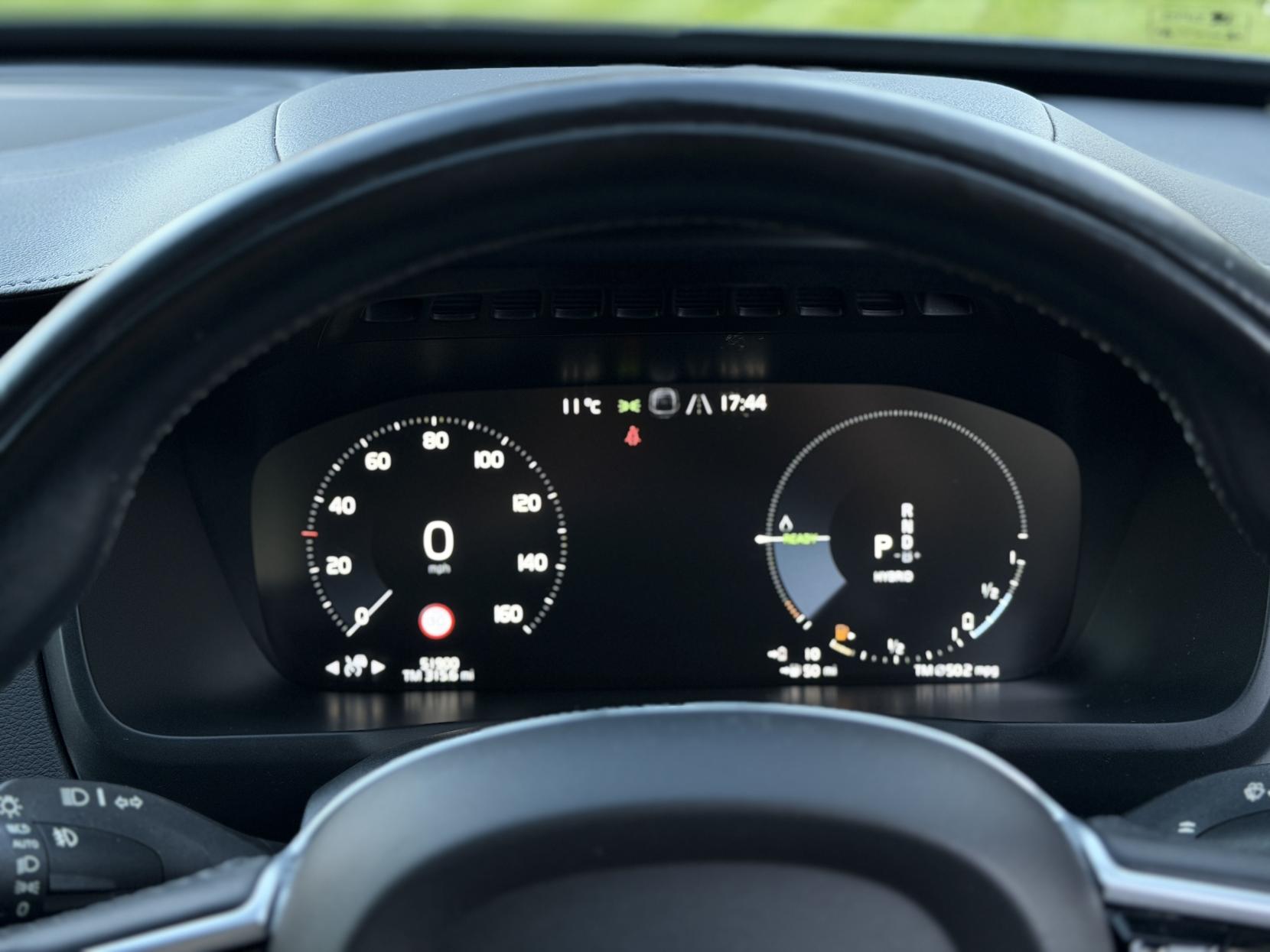 Volvo XC90 2.0h T8 Twin Engine Recharge 11.6kWh Inscription SUV 5dr Petrol Plug-in Hybrid Auto 4WD Euro 6 (s/s) (390 ps)