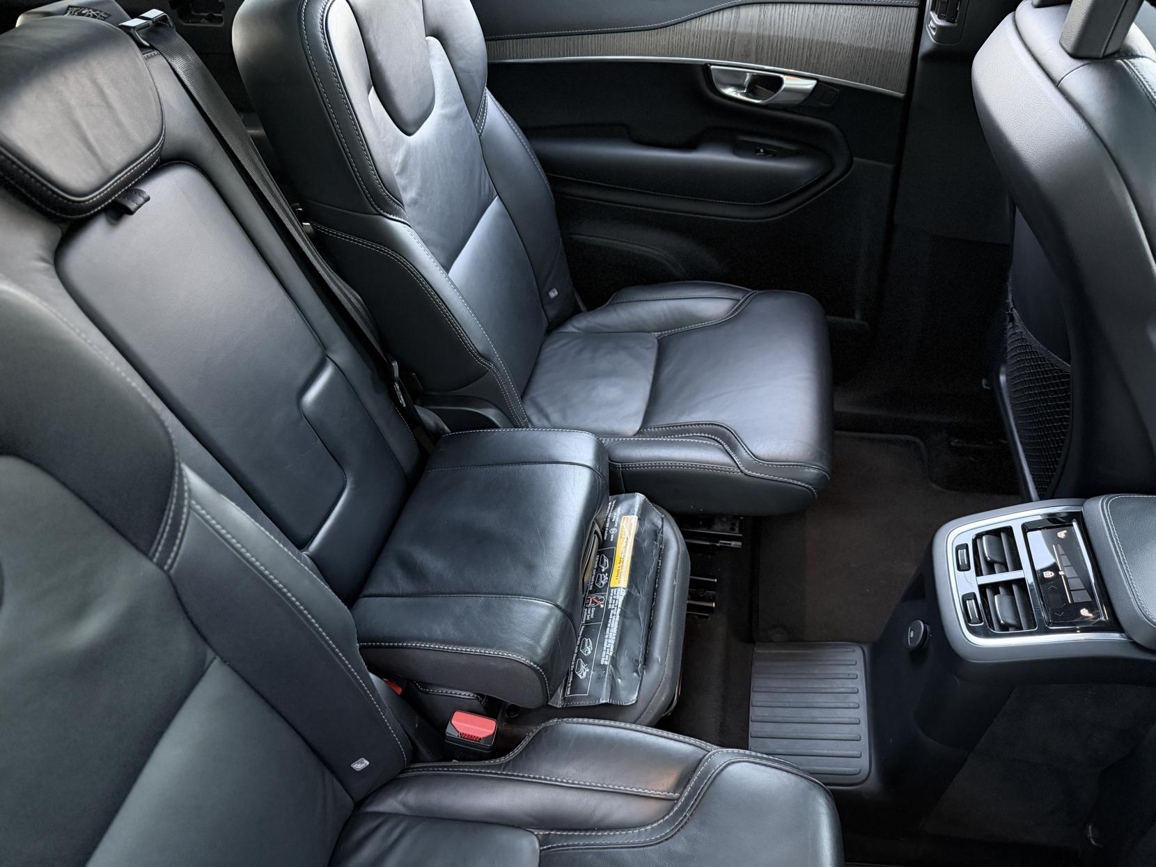 Volvo XC90 2.0h T8 Twin Engine Recharge 11.6kWh Inscription SUV 5dr Petrol Plug-in Hybrid Auto 4WD Euro 6 (s/s) (390 ps)