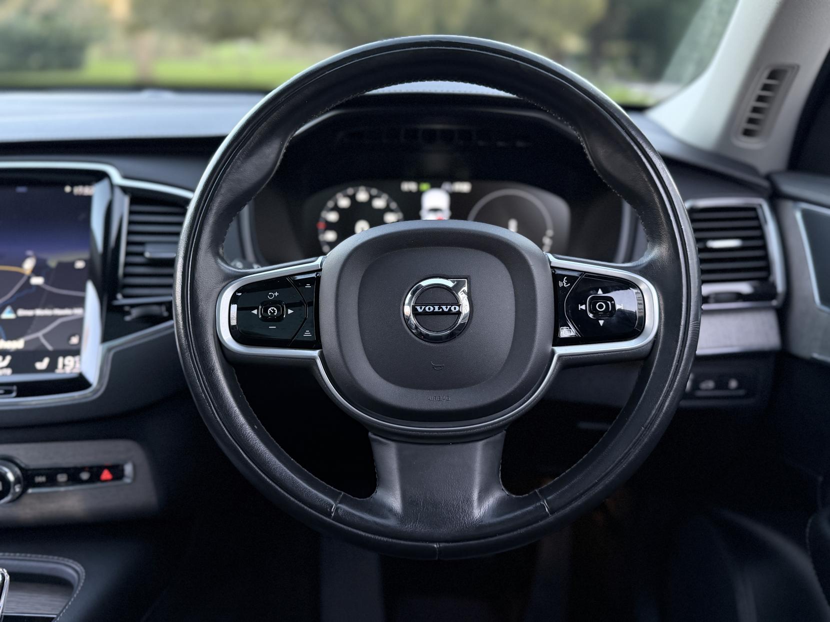 Volvo XC90 2.0h T8 Twin Engine Recharge 11.6kWh Inscription SUV 5dr Petrol Plug-in Hybrid Auto 4WD Euro 6 (s/s) (390 ps)