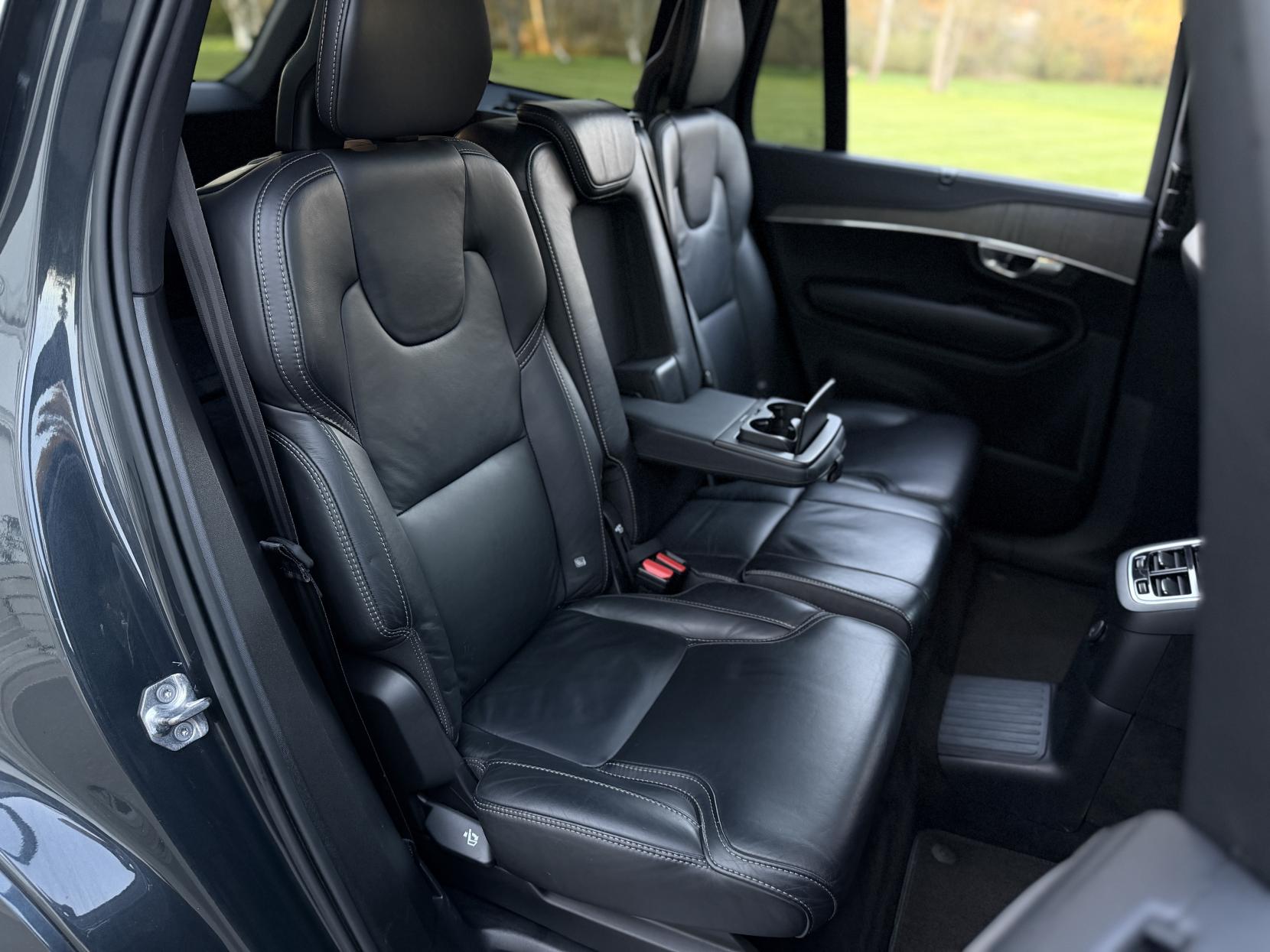 Volvo XC90 2.0h T8 Twin Engine Recharge 11.6kWh Inscription SUV 5dr Petrol Plug-in Hybrid Auto 4WD Euro 6 (s/s) (390 ps)