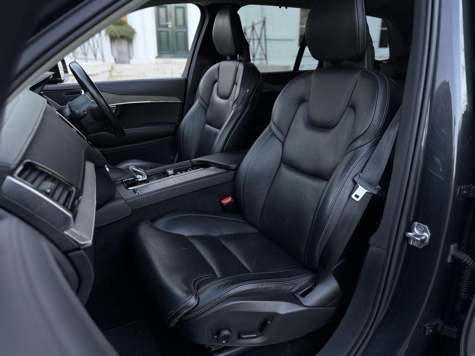 Volvo XC90 2.0h T8 Twin Engine Recharge 11.6kWh Inscription SUV 5dr Petrol Plug-in Hybrid Auto 4WD Euro 6 (s/s) (390 ps)