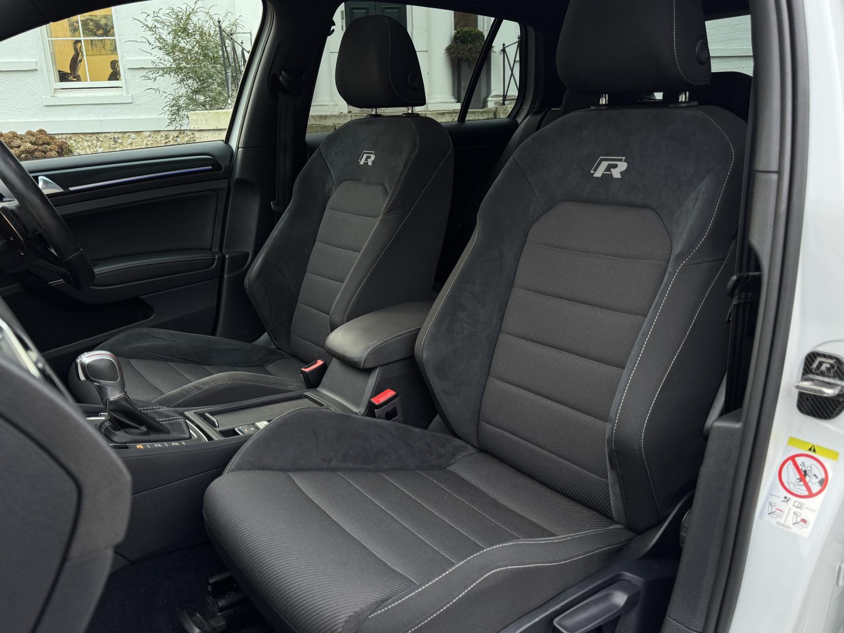 Volkswagen Golf 2.0 TSI R Hatchback 5dr Petrol DSG 4Motion Euro 6 (s/s) (310 ps)