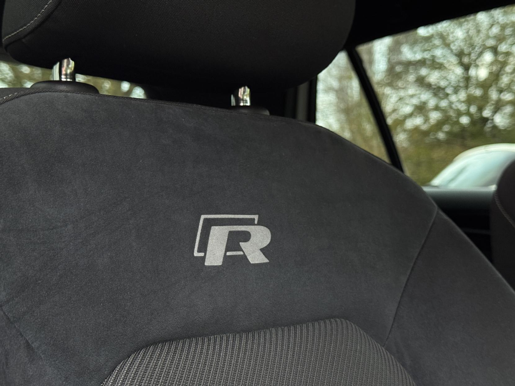 Volkswagen Golf 2.0 TSI R Hatchback 5dr Petrol DSG 4Motion Euro 6 (s/s) (310 ps)