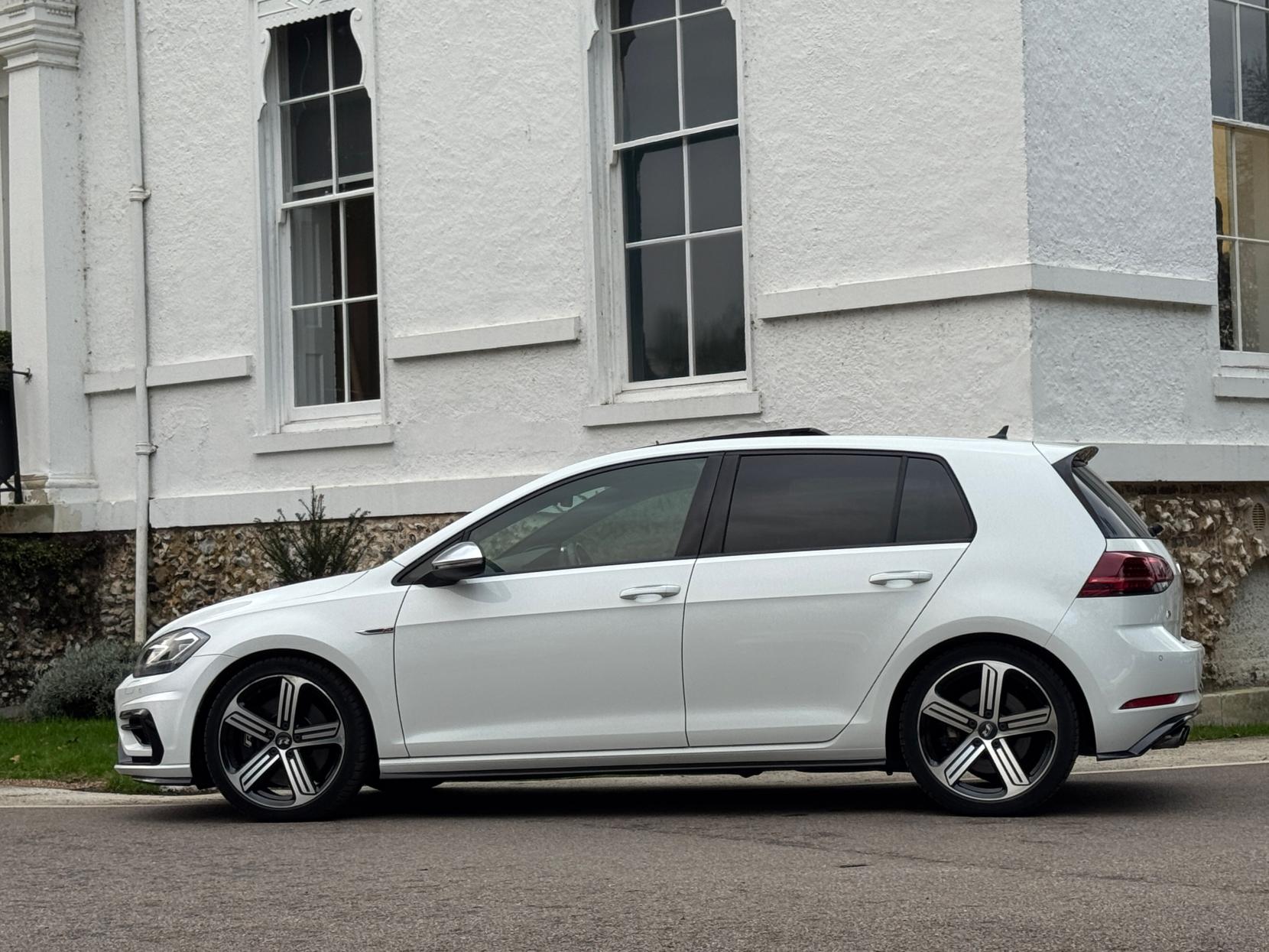 Volkswagen Golf 2.0 TSI R Hatchback 5dr Petrol DSG 4Motion Euro 6 (s/s) (310 ps)